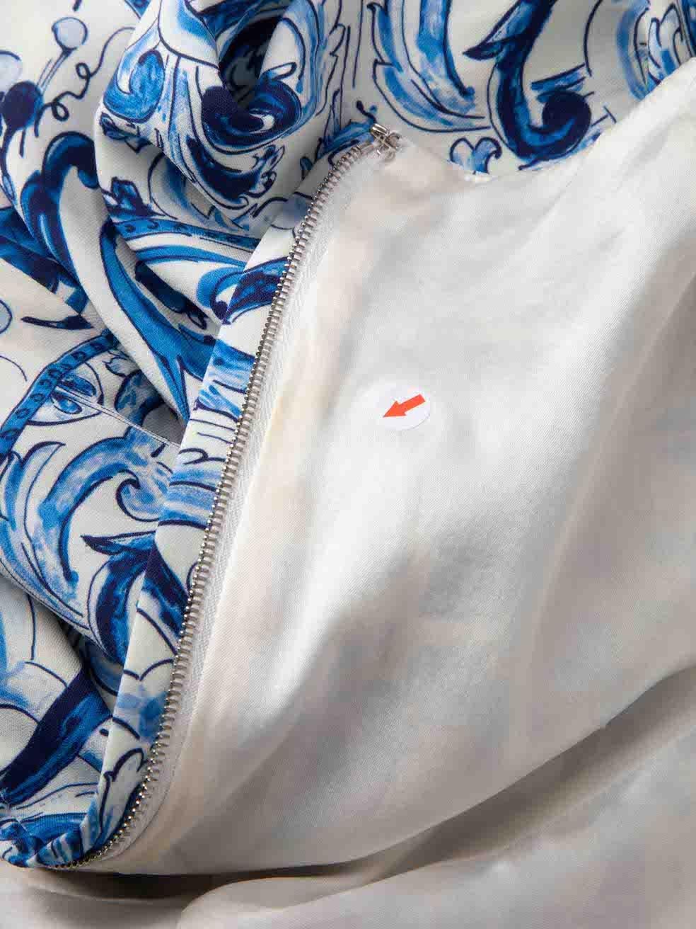 Women's Dolce & Gabbana Blue Silk Majolica Print Midi Dress Size S For Sale