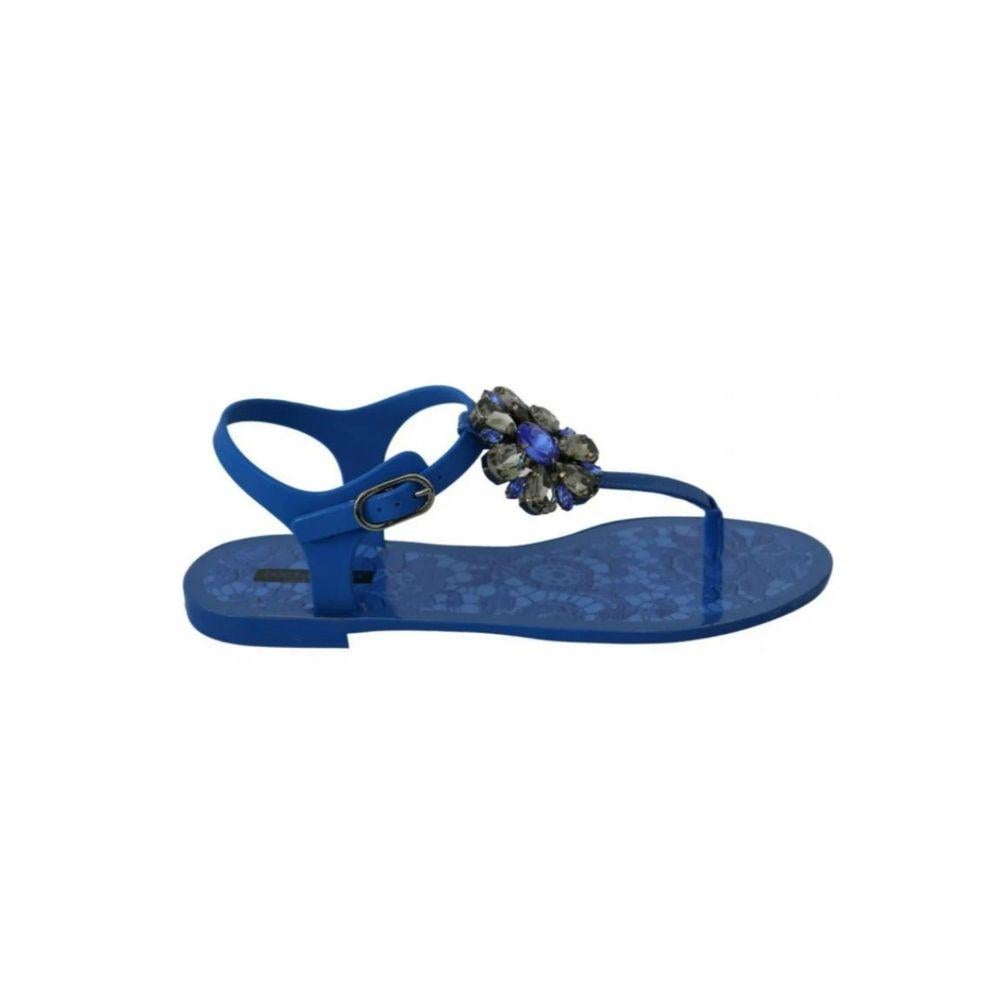 Gorgeous brand new with tags, 100% Authentic Dolce & Gabbana shoes.




Model: Beachwear Sandals flips flops heel strap flats
Material: 10% Leather, 90% Rubber
Color: Blue with gray metal detailing
Crystals: Gray and blue
Lace pattern