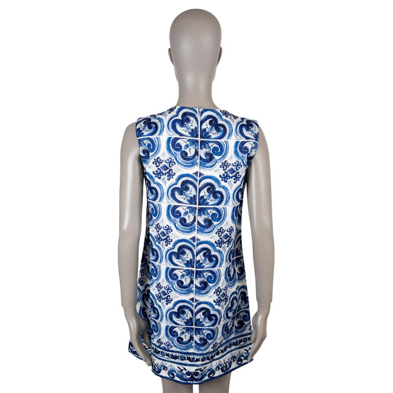 blue and white dolce and gabbana dress True Vintage Dolce Gabbana DG Blue White Red Cotton and Lace Puff Gown XS-S