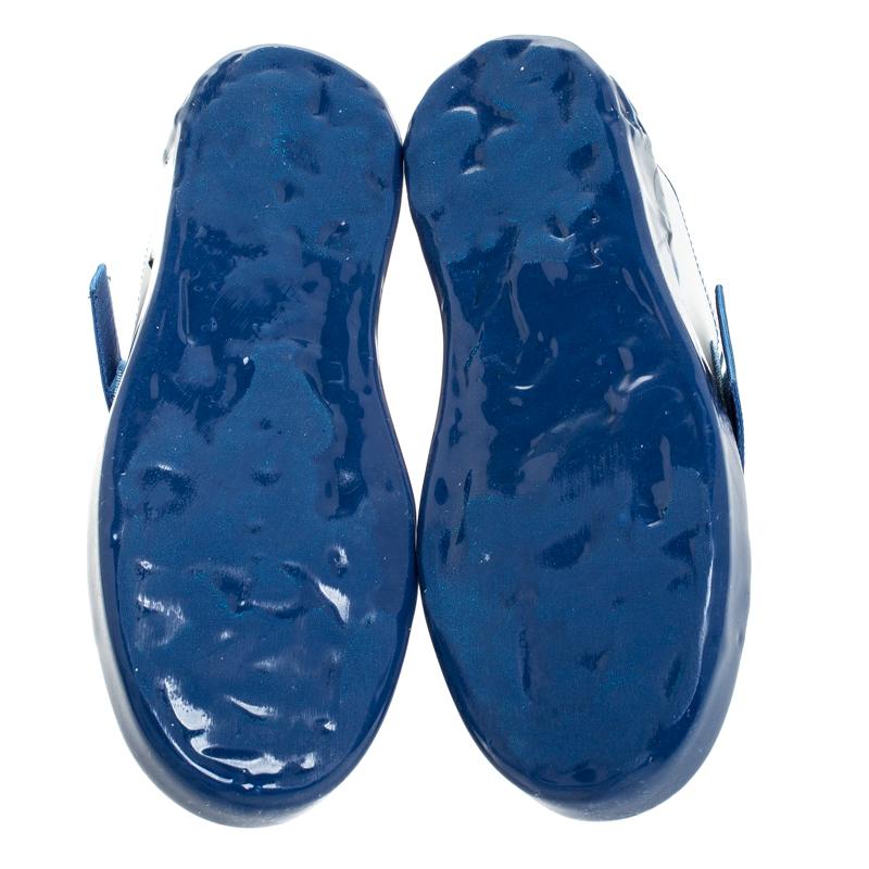 Dolce & Gabbana Blue/White Elastic Logo Leather Melt Portofino Sneakers Size 39 In New Condition In Dubai, Al Qouz 2