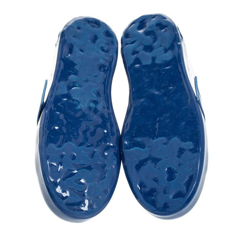 Dolce & Gabbana Blue/White Elastic Logo Leather Melt Portofino Sneakers Size 40 In New Condition In Dubai, Al Qouz 2