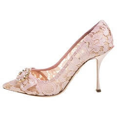 Dolce & Gabbana Blush Pink Lace Crystal Embellished Pointed Toe Pumps Size 39