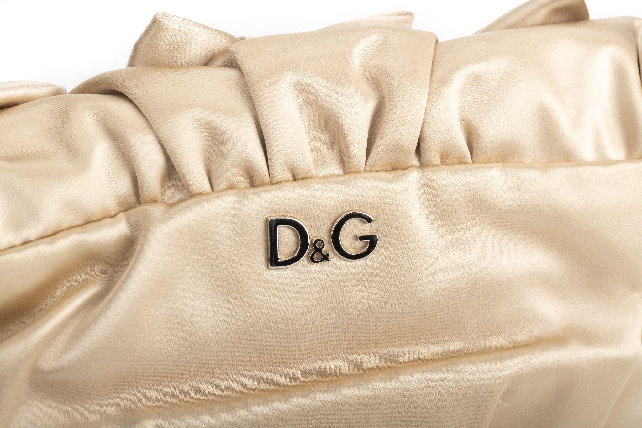 Women's Dolce & Gabbana Bow Bag, Cream/White For Sale