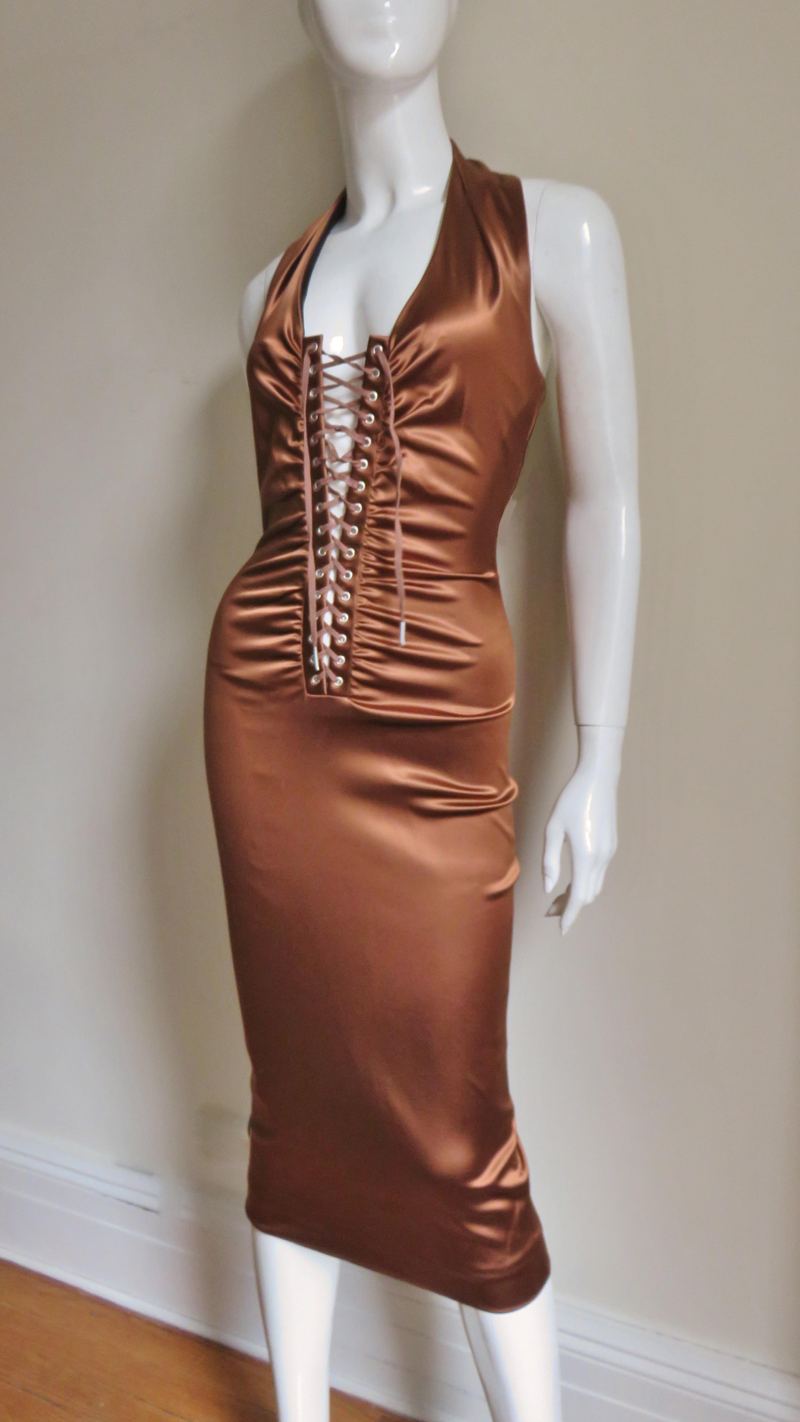 Dolce & Gabbana Seidenes Neckholder-Kleid mit Spitze im Angebot 4