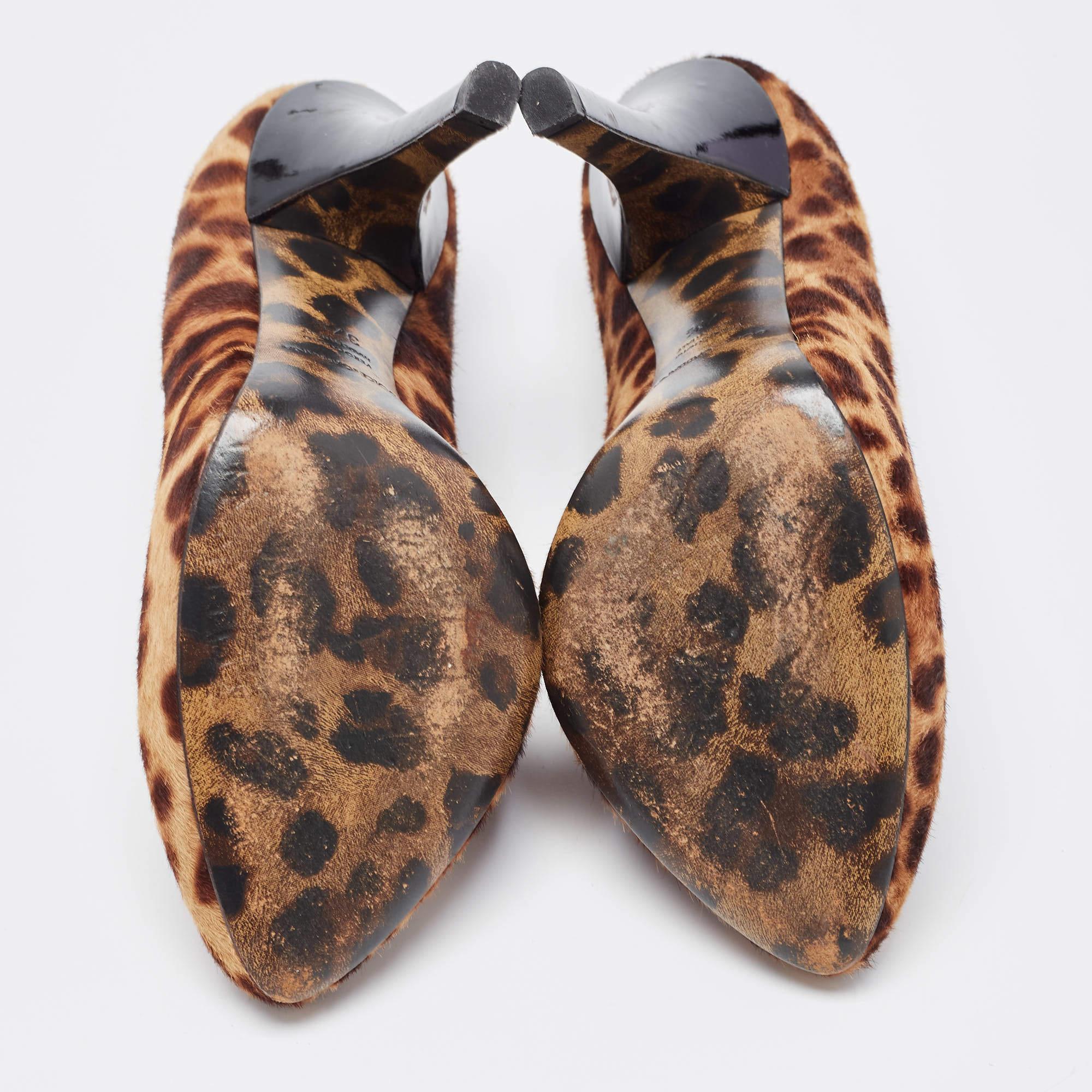 Dolce & Gabbana Brown/Beige Leopard Print Calf Hair Pumps Size 37.5 For Sale 3