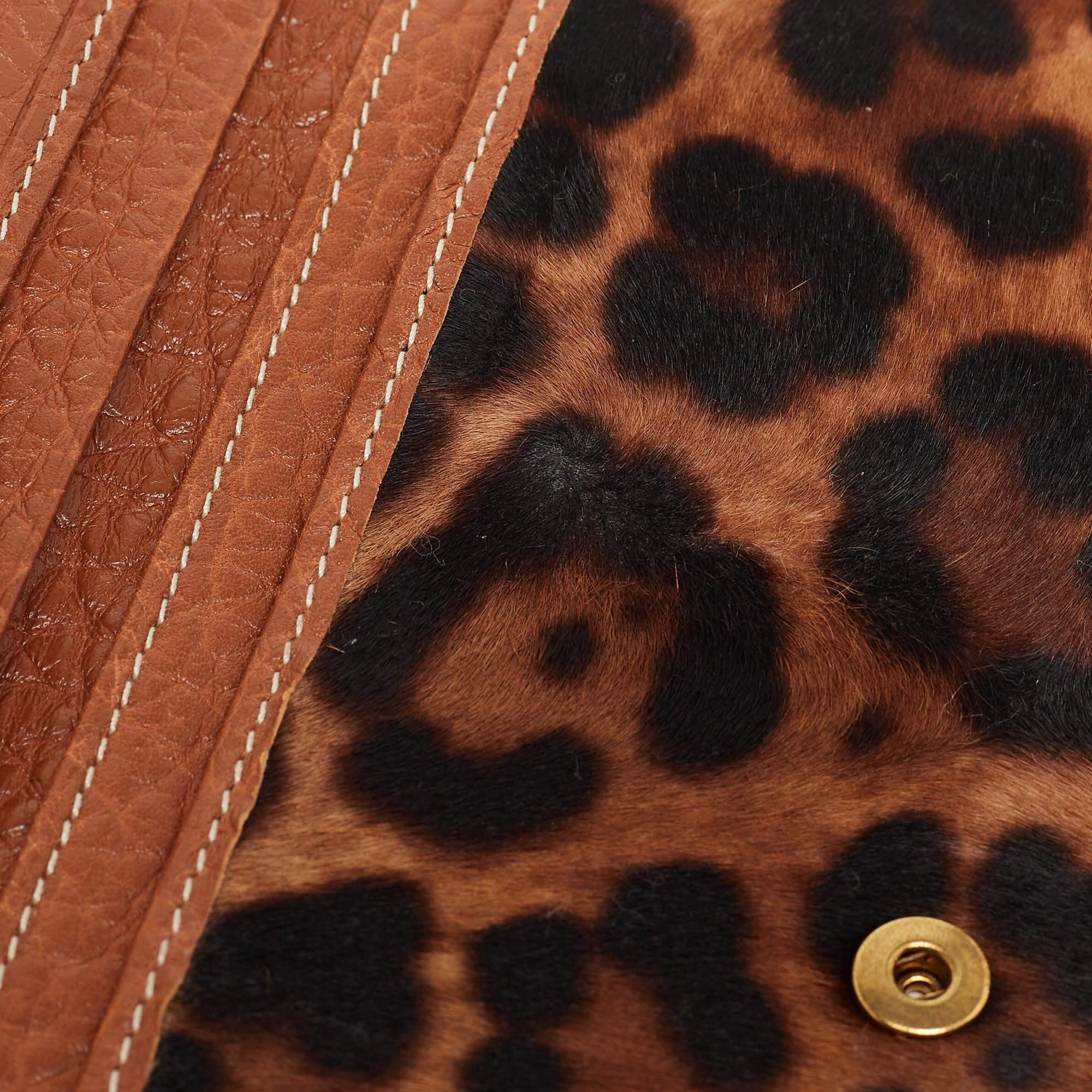 Dolce & Gabbana Brown/Beige Leopard Print Calfhair Double Continental Wallet For Sale 6