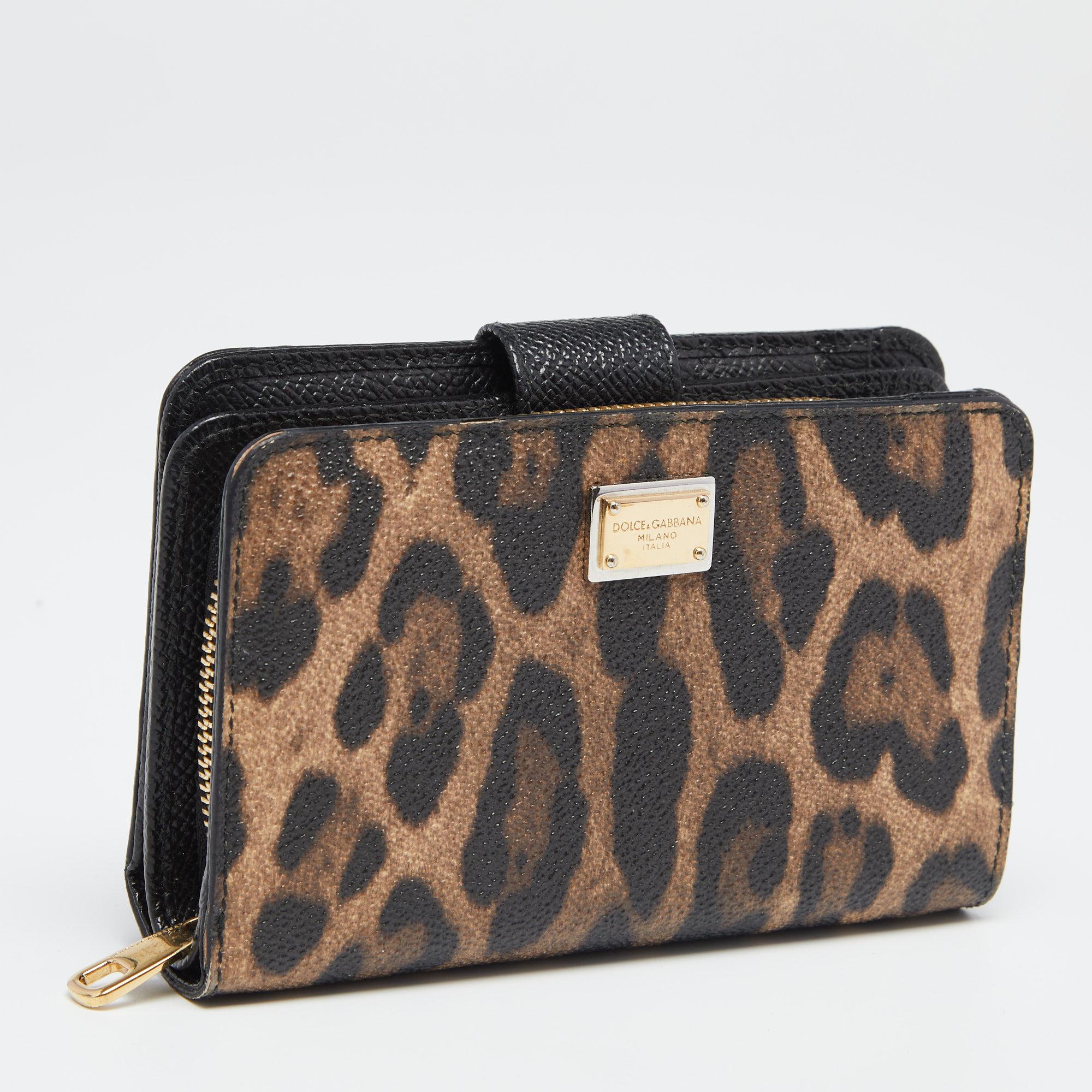 Dolce and Gabbana Brown/Black Leopard Print Coated Canvas Zip Compact  Wallet For Sale at 1stDibs