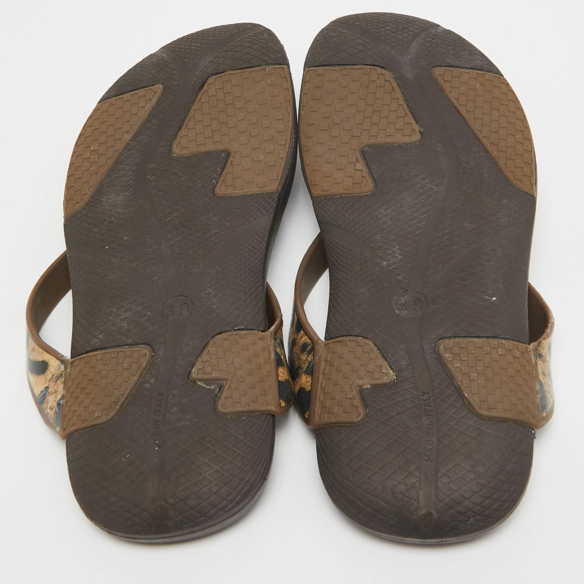 Sandalias de caucho con estampado de tigre marrón/negro Dolce & Gabbana talla 39 1