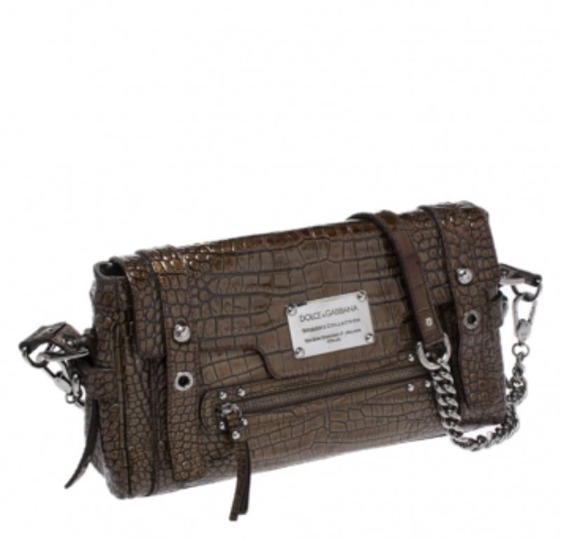 Dolce & Gabbana - Borsa a tracolla in pelle verniciata marrone con stampa a rilievo Miss Easy Way in vendita 2