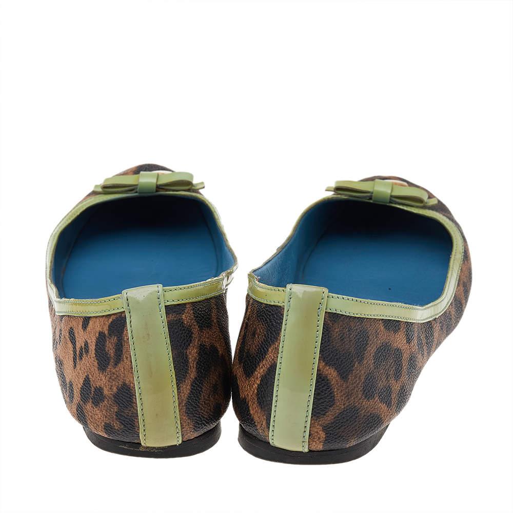Women's Dolce & Gabbana Brown/Green Leopard Print Coated Canvas And Patent Leather  For Sale
