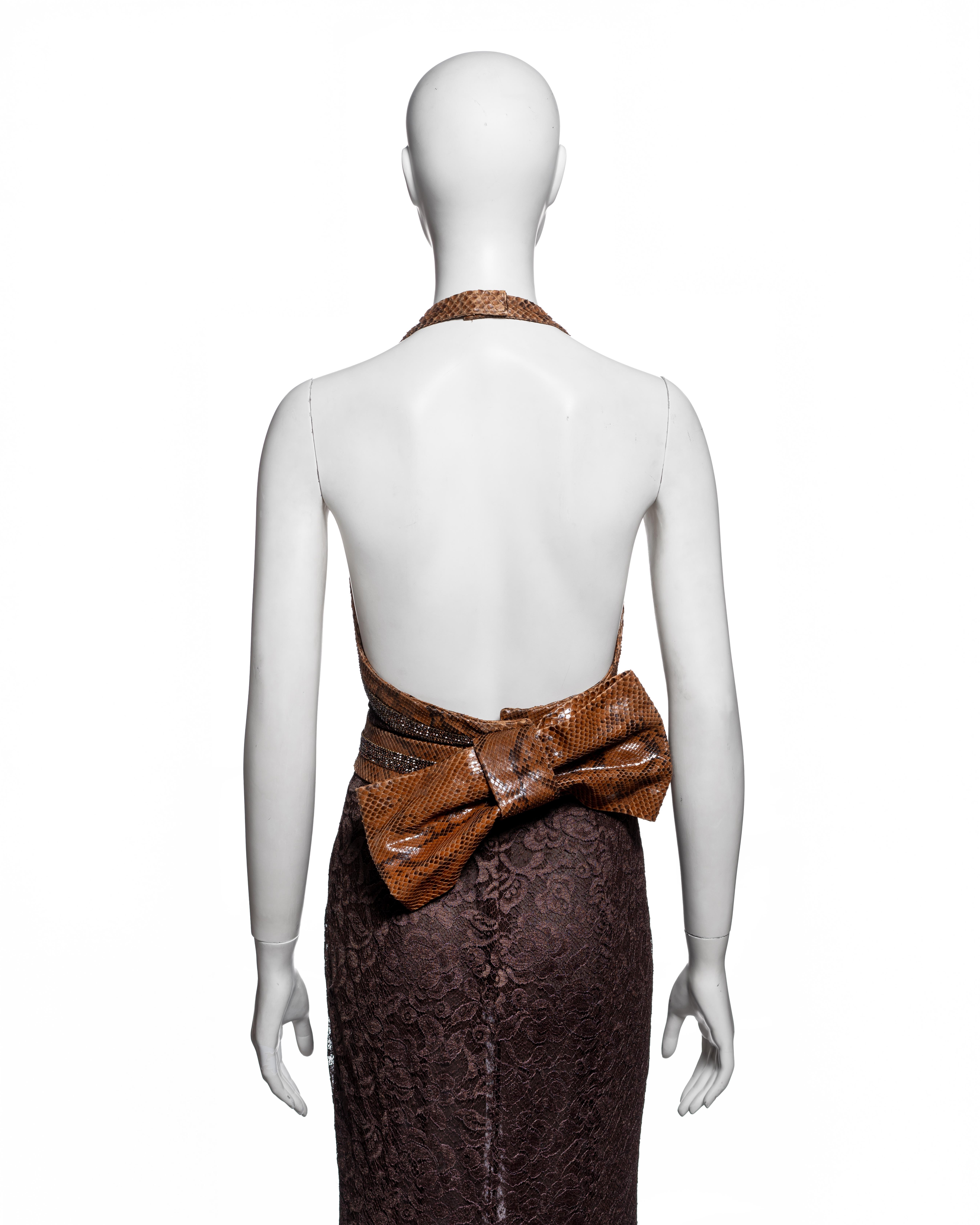 Dolce & Gabbana - Vestito da sera in pizzo marrone con cintura in pelle di serpente, SS 2005 in vendita 5