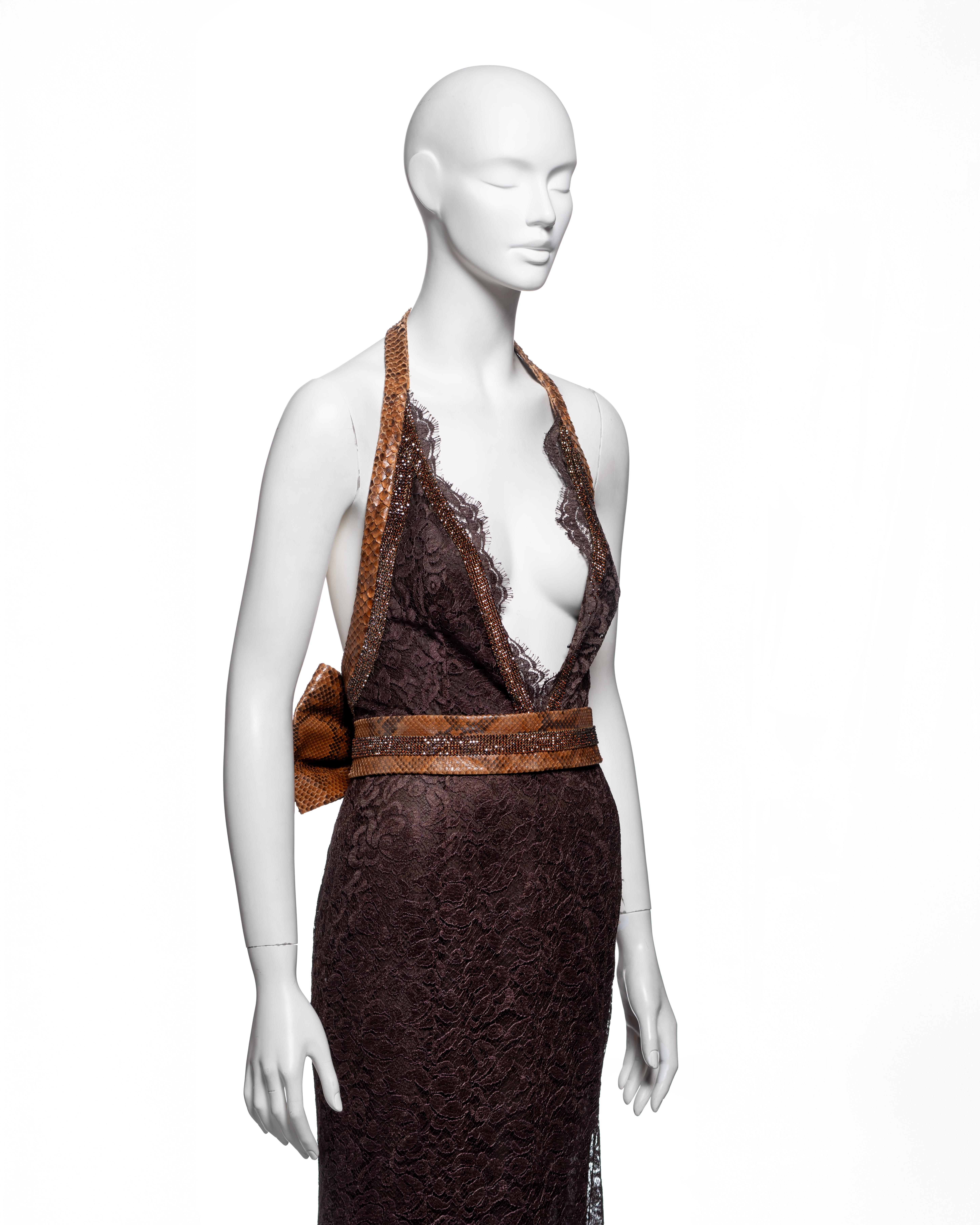 Dolce & Gabbana - Vestito da sera in pizzo marrone con cintura in pelle di serpente, SS 2005 in vendita 2