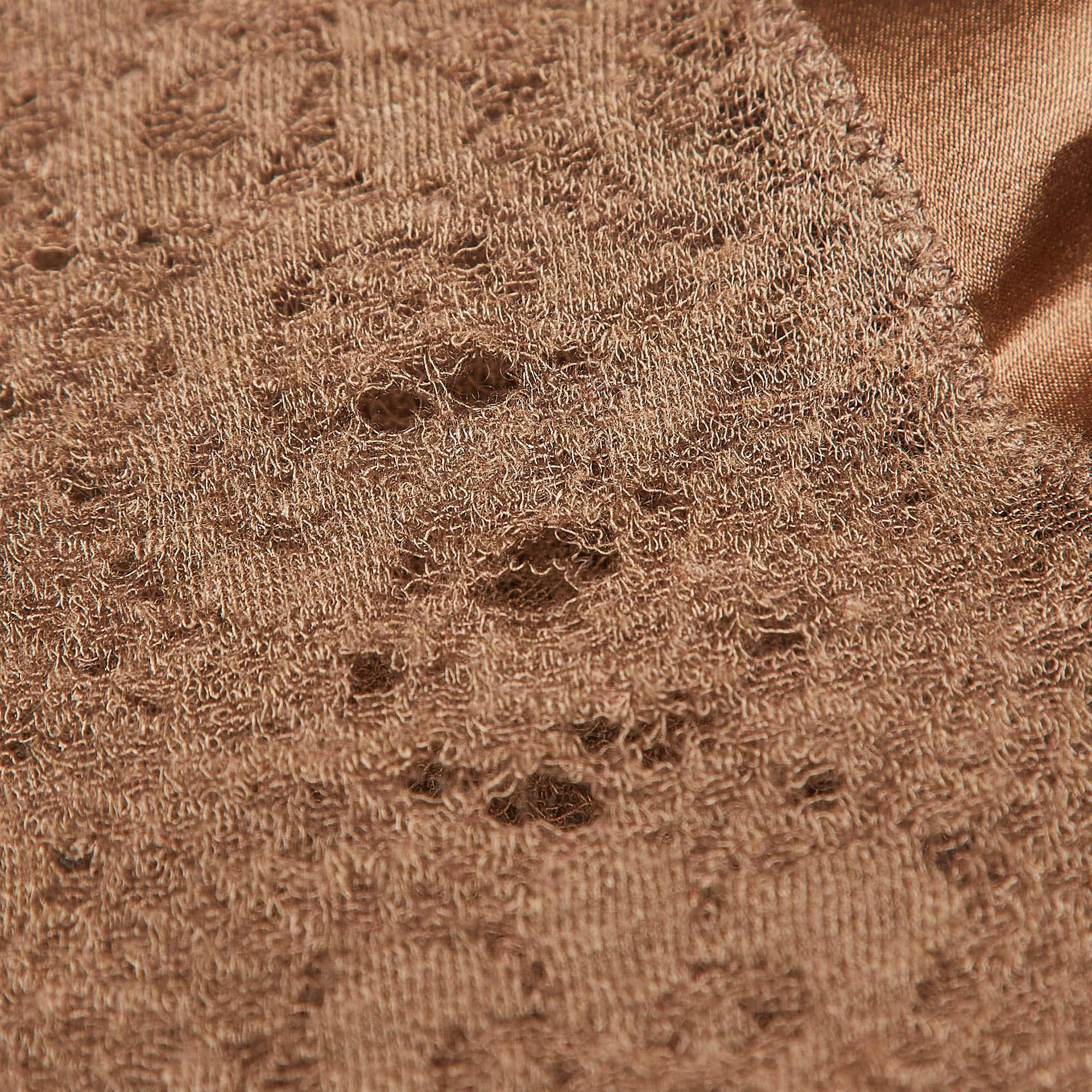 Dolce & Gabbana Brown Lace V Neck Top XS In Good Condition For Sale In Dubai, Al Qouz 2