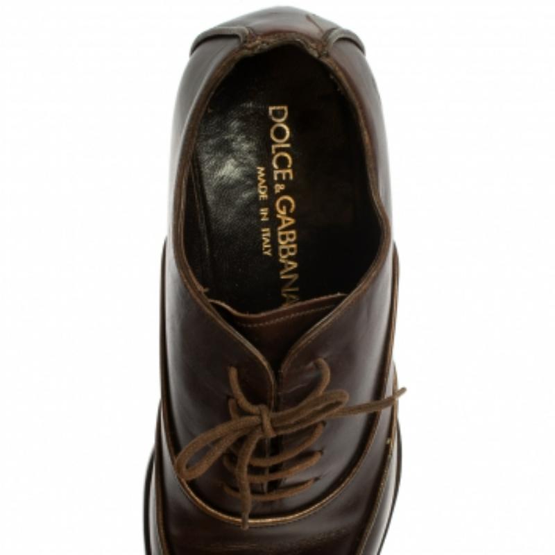 Dolce & Gabbana Brown Leather Oxford  Size 40 In Good Condition For Sale In Dubai, Al Qouz 2
