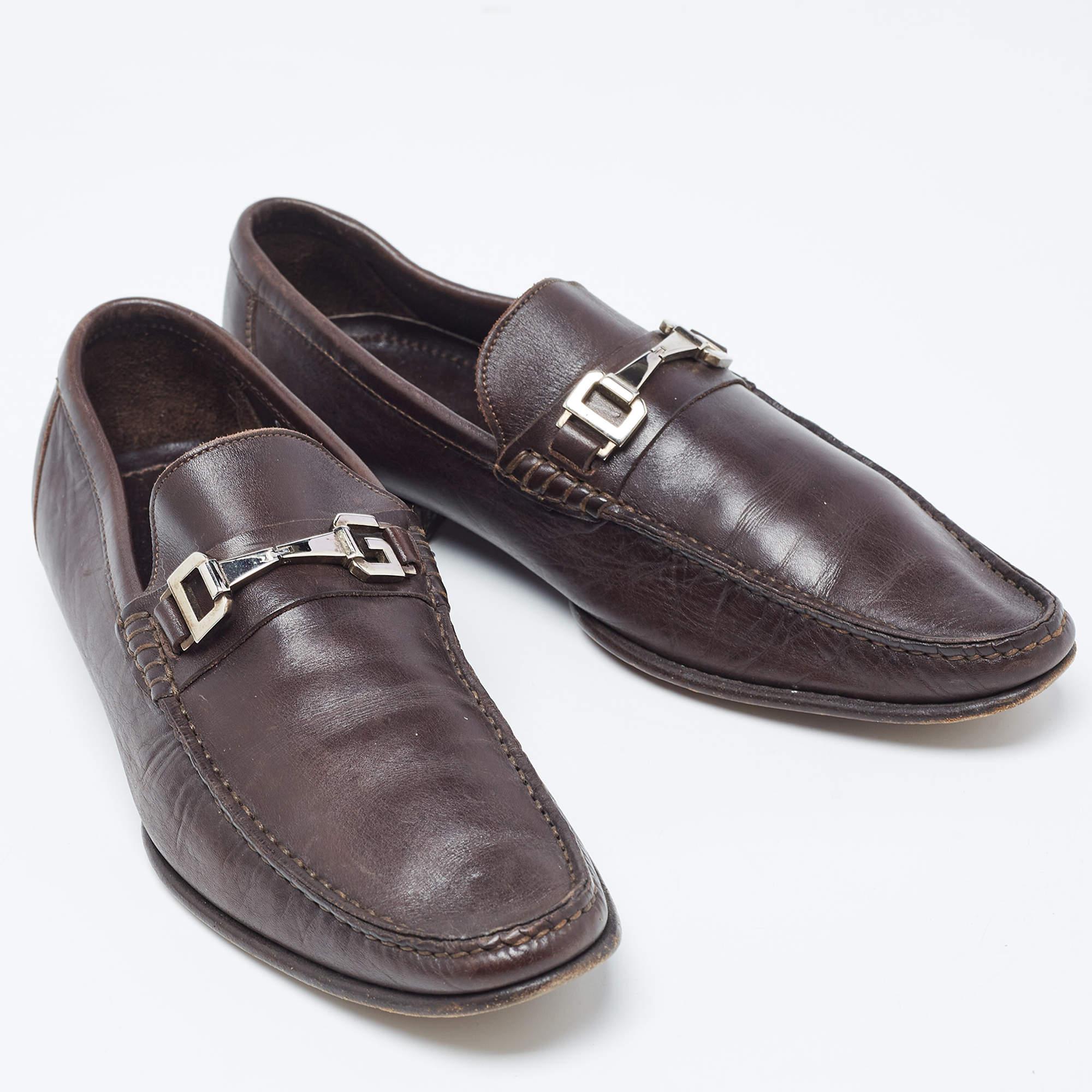 Dolce & Gabbana Mocassins Penny en cuir Brown Taille 39.5 Bon état à Dubai, Al Qouz 2