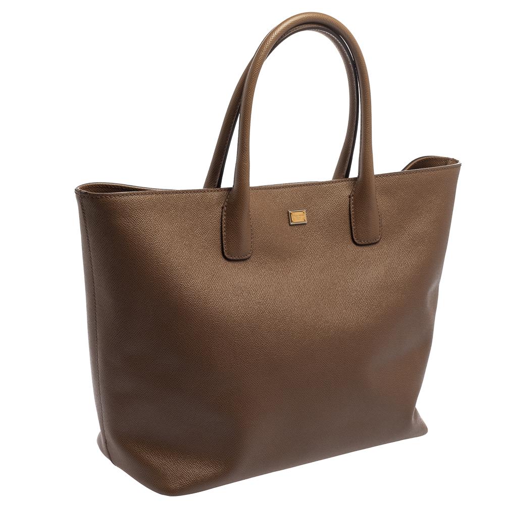 Dolce & Gabbana Brown Leather Shopper Tote In Good Condition In Dubai, Al Qouz 2