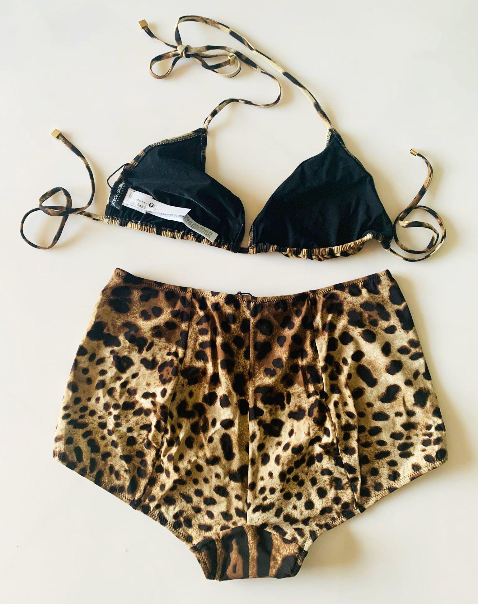 Dolce & Gabbana beachwear bikini set in LEOPARD print is the absolute star of this bikini that features an unpadded triangle bikini top 
and a bikini bottom with high waistline, which has an extremely comfortable fit that adapts to your