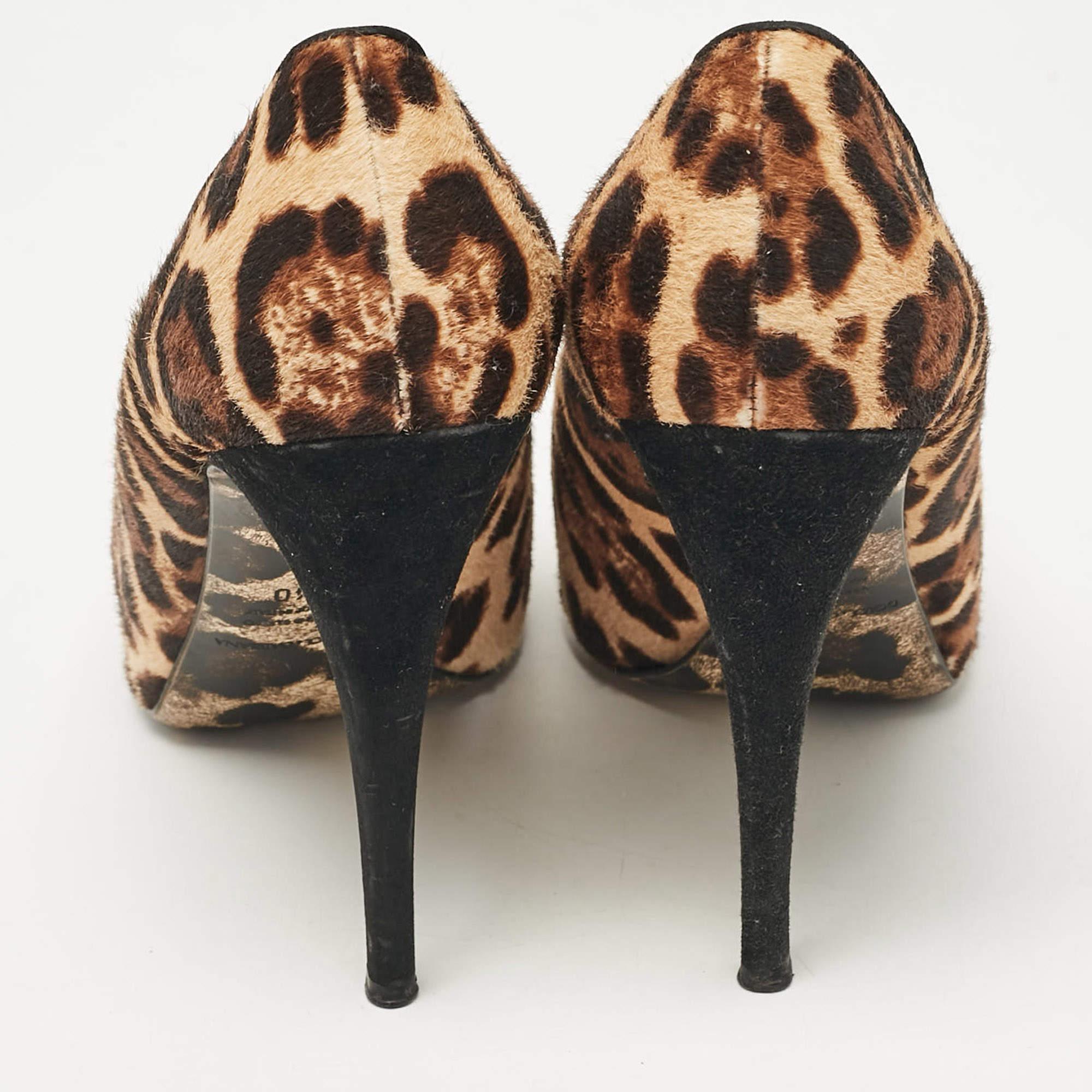 Women's Dolce & Gabbana Brown Leopard Print Calf Hair Peep Toe Platform Pumps Size 40 For Sale