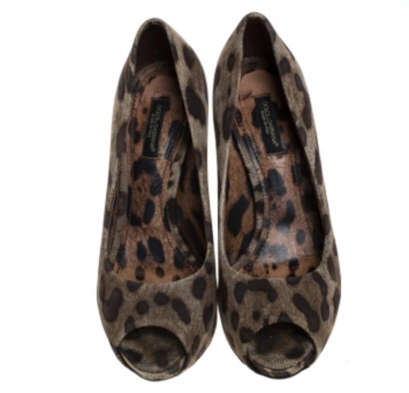 Dolce & Gabbana - Pompe a punta aperta in tela con stampa leopardata marrone - Taglia 37 In condizioni discrete in vendita a Dubai, Al Qouz 2
