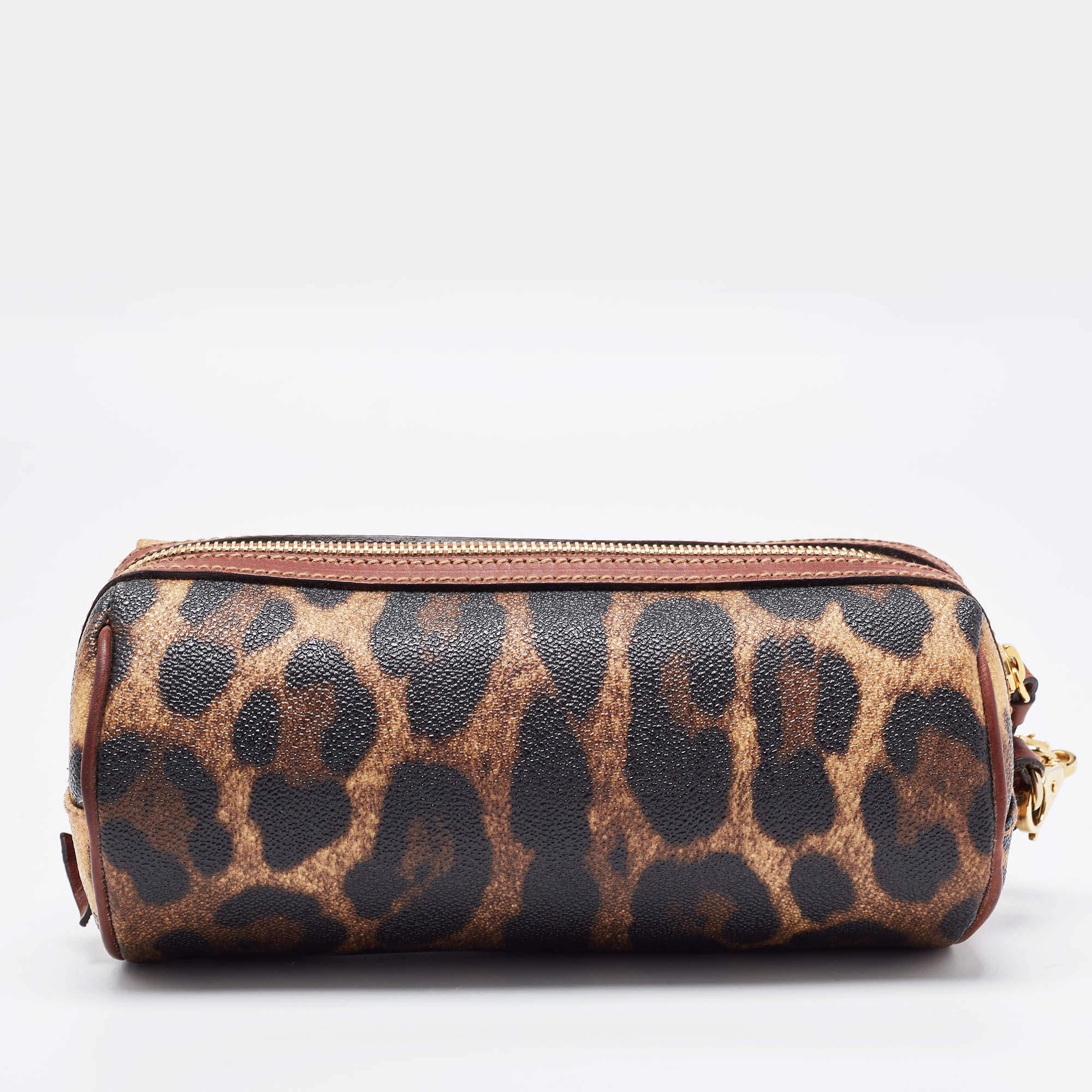 Dolce & Gabbana Brown Leopard Print Coated Canvas and Leather Wristlet Pouch For Sale 4