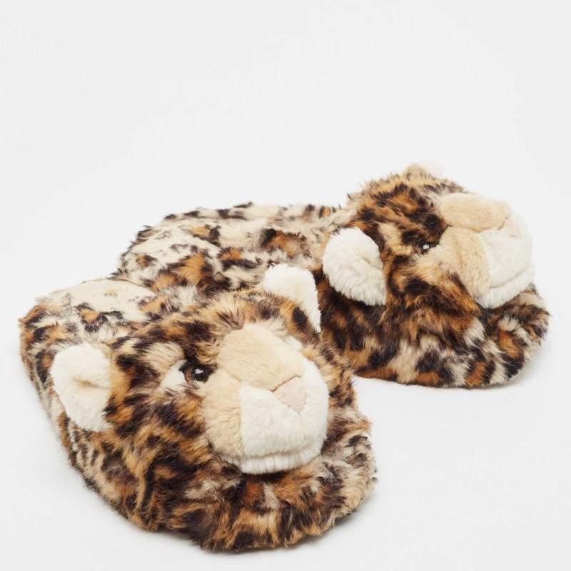 Women's Dolce & Gabbana Brown Leopard Print Fur Plush Flat Slides Size 37 For Sale