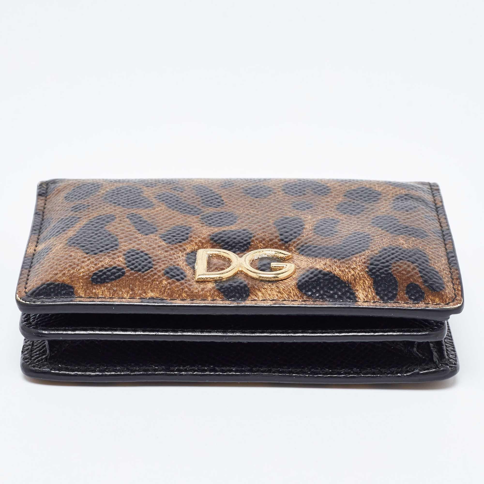 Dolce & Gabbana Portefeuille compact en cuir imprimé léopard avec logo DG, couleur Brown 2