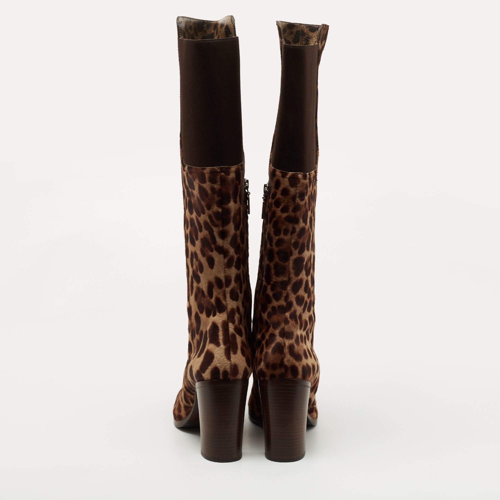 Bottes en daim marron à imprimé léopard Dolce & Gabbana, Taille 40 en vente 1
