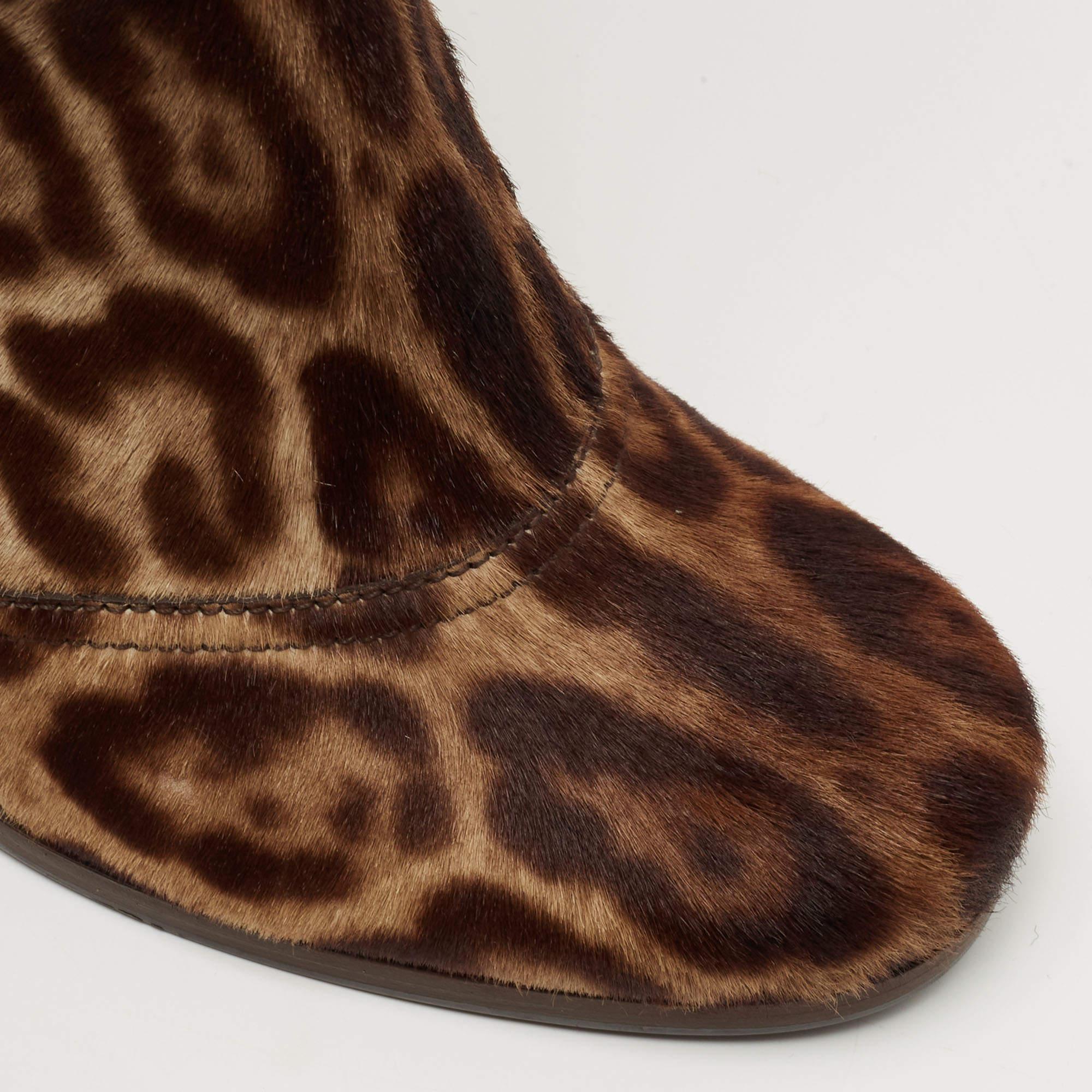 Dolce & Gabbana Brown Leopard Print Suede Knee Length Boots Size 40 For Sale 2