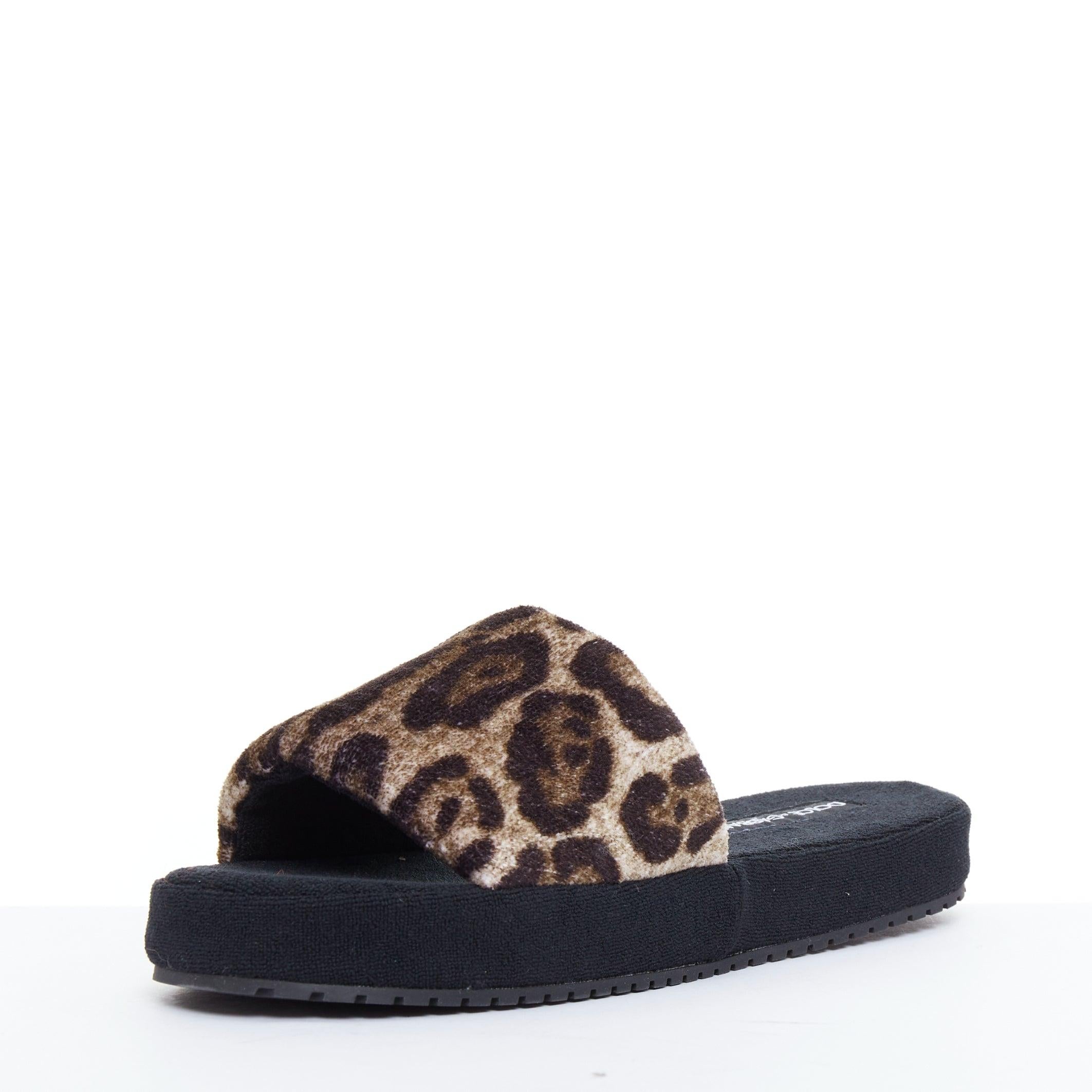 DOLCE GABBANA Brown lopard towelling padded foam slides slippers EU41 Pour hommes en vente
