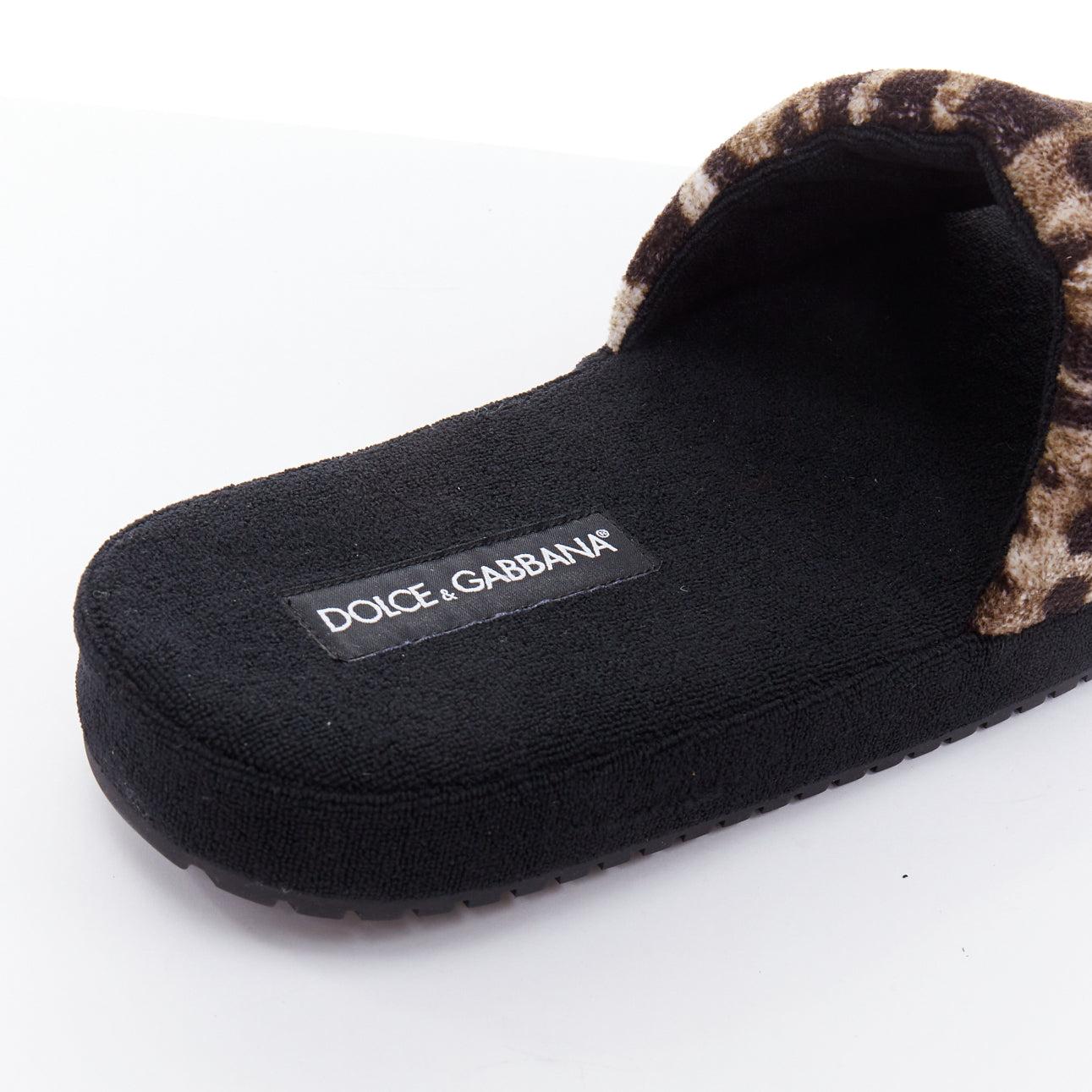 DOLCE GABBANA Brown lopard towelling padded foam slides slippers EU41 en vente 4