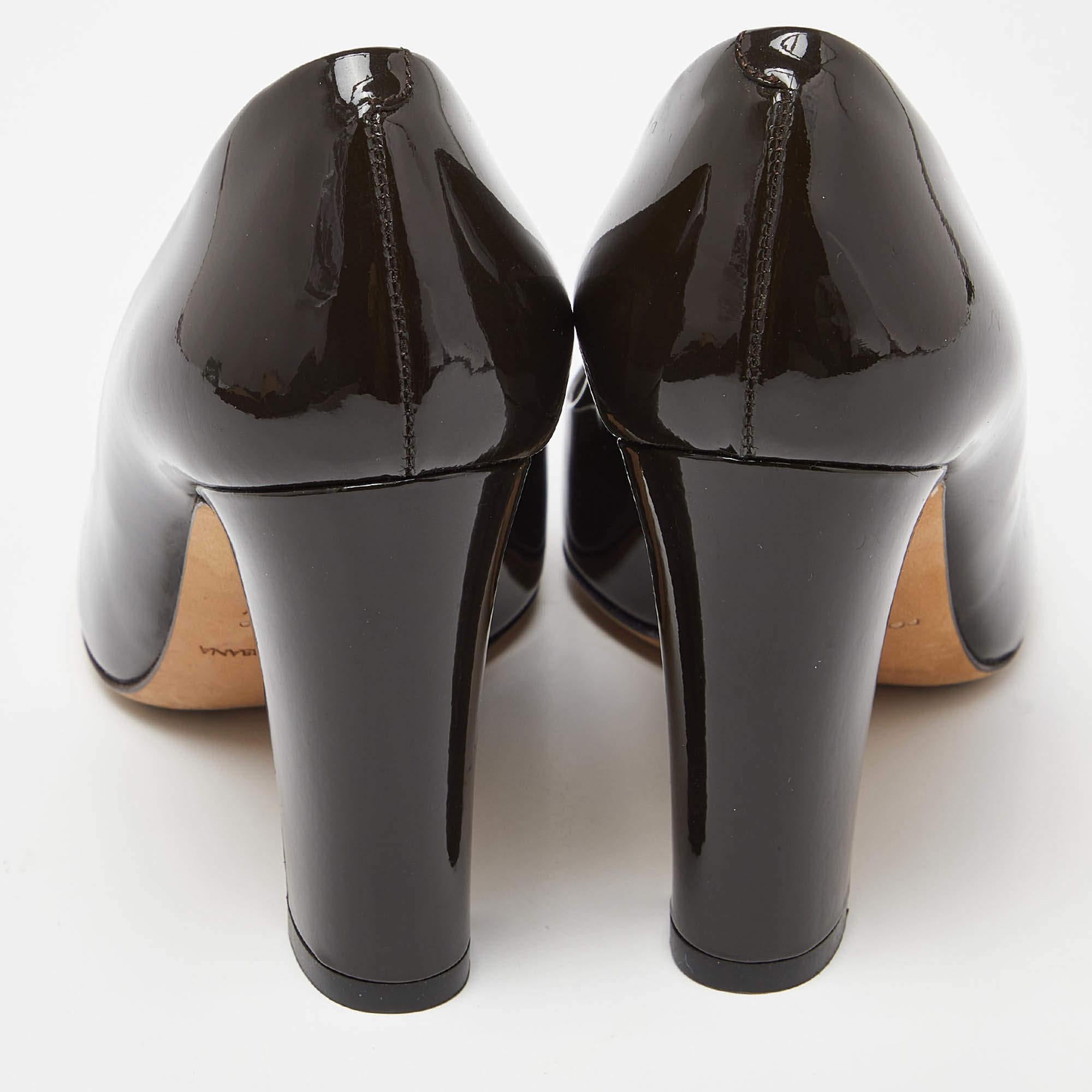Women's Dolce Gabbana Brown Patent Leather Crystal Embellished Block Heel Pumps Size 37 For Sale