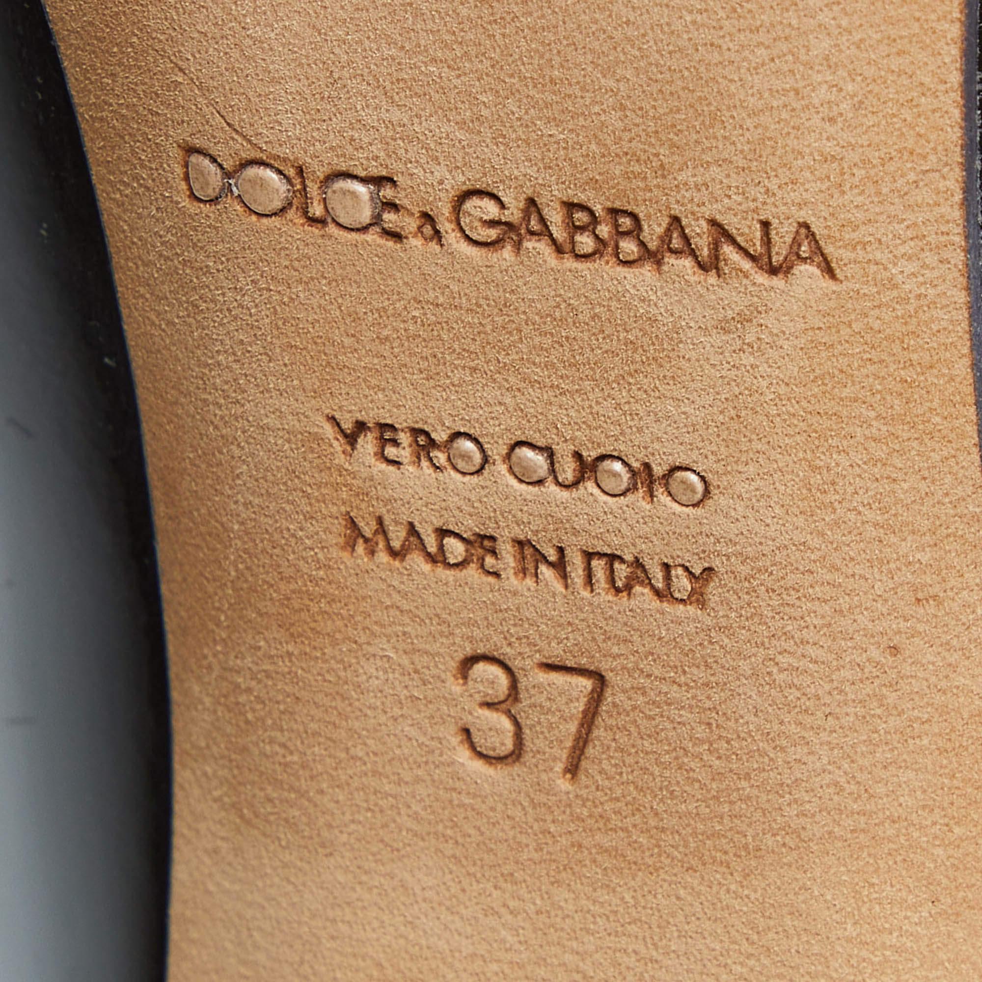Dolce Gabbana Brown Patent Leather Crystal Embellished Block Heel Pumps Size 37 For Sale 3