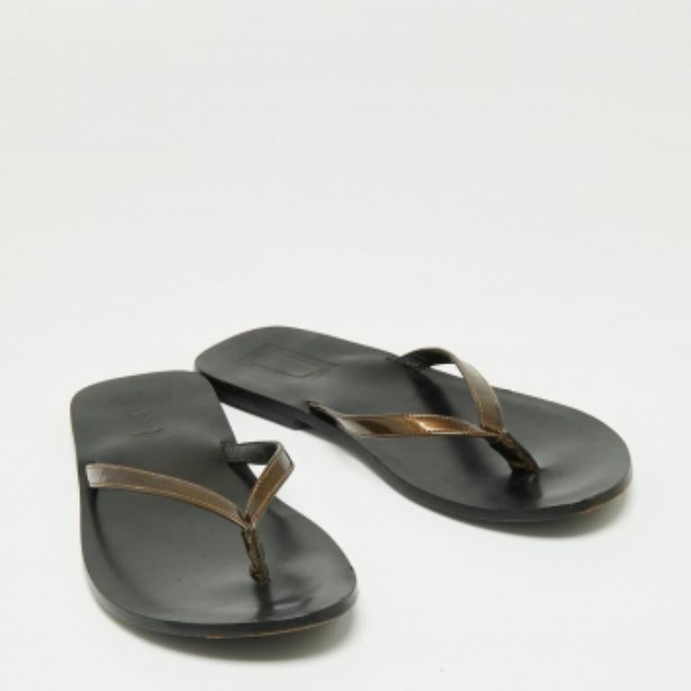 Dolce & Gabbana Brown Patent Leder Flache Sandalen Größe 40.5 im Angebot 2
