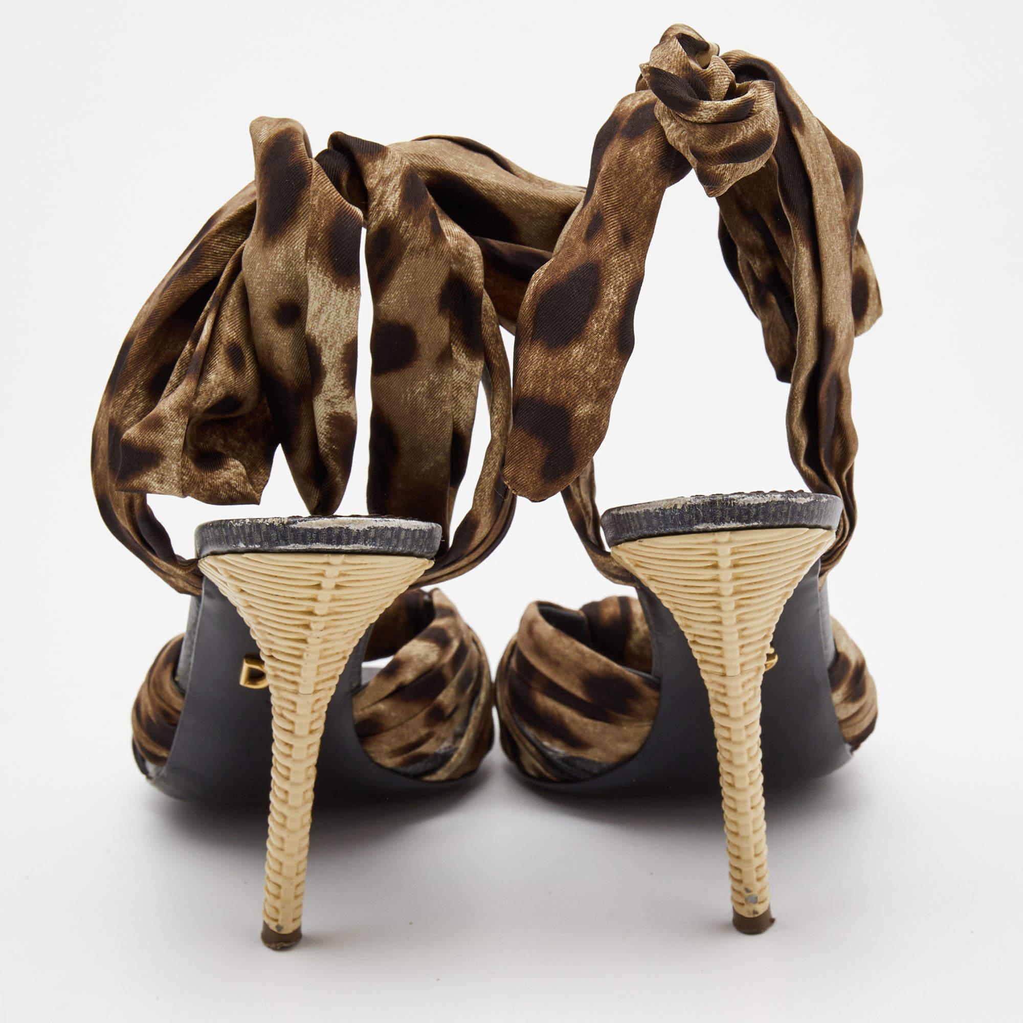 Dolce & Gabbana Brown Satin Leopard Print Fastening Ankle Tie Sandals Size 40 Pour femmes en vente