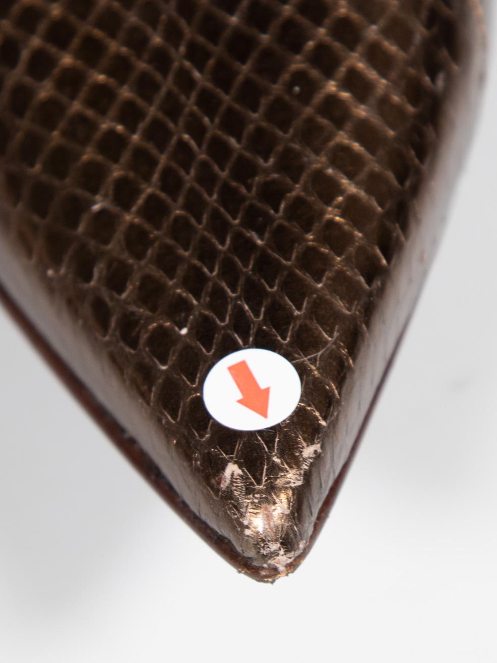 Dolce & Gabbana - Pompe in pelle di serpente marrone Taglia IT 37.5 in vendita 4