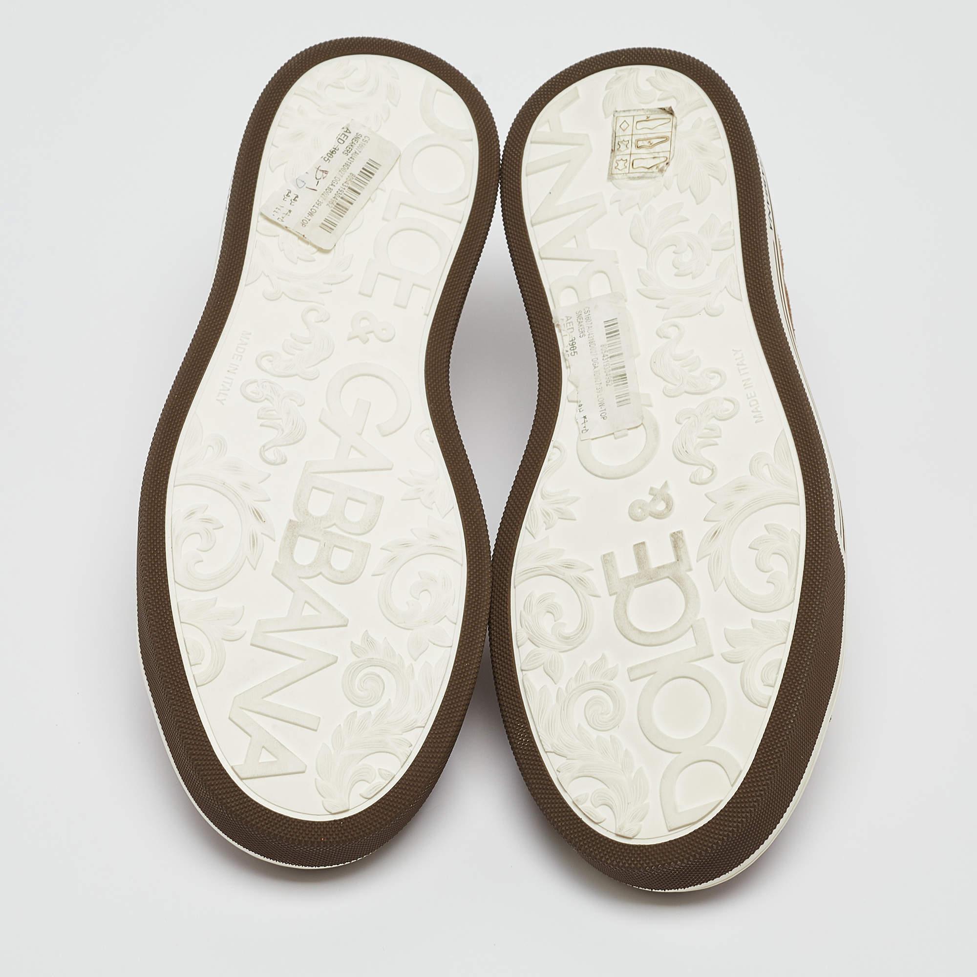 Dolce & Gabbana - Scarpe da ginnastica basse in pelle scamosciata marrone Taglia 39 in vendita 1