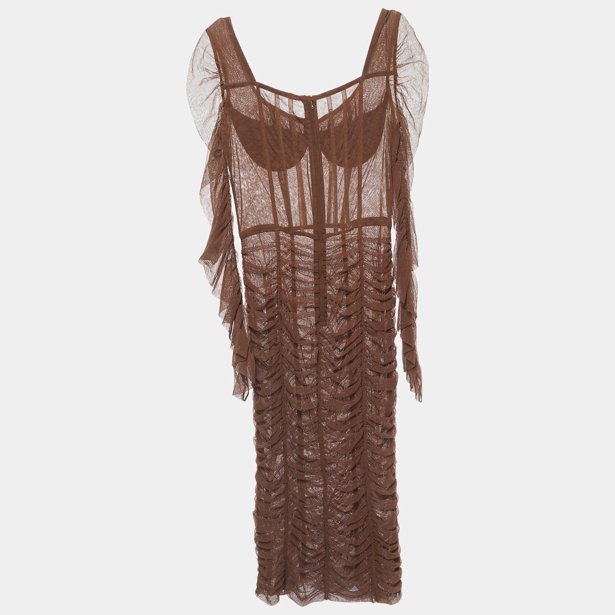 Cette robe Dolce and Gabbana en tulle marron est cousue avec soin et agrémentée de ruchés et d'une fermeture à glissière au dos. Complétez-la par une doublure assortie.