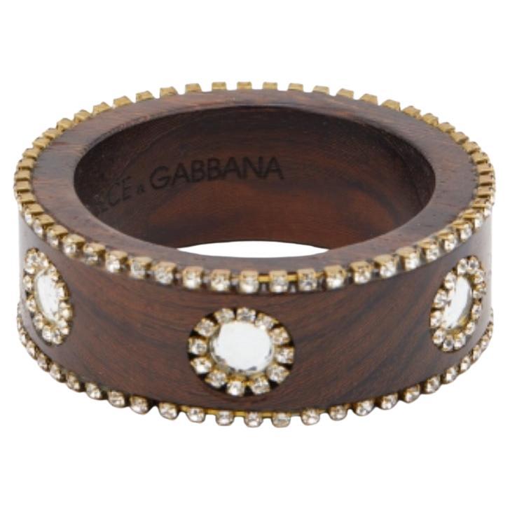 Dolce & Gabbana - Bracciale largo in legno marrone impreziosito da cristalli in vendita