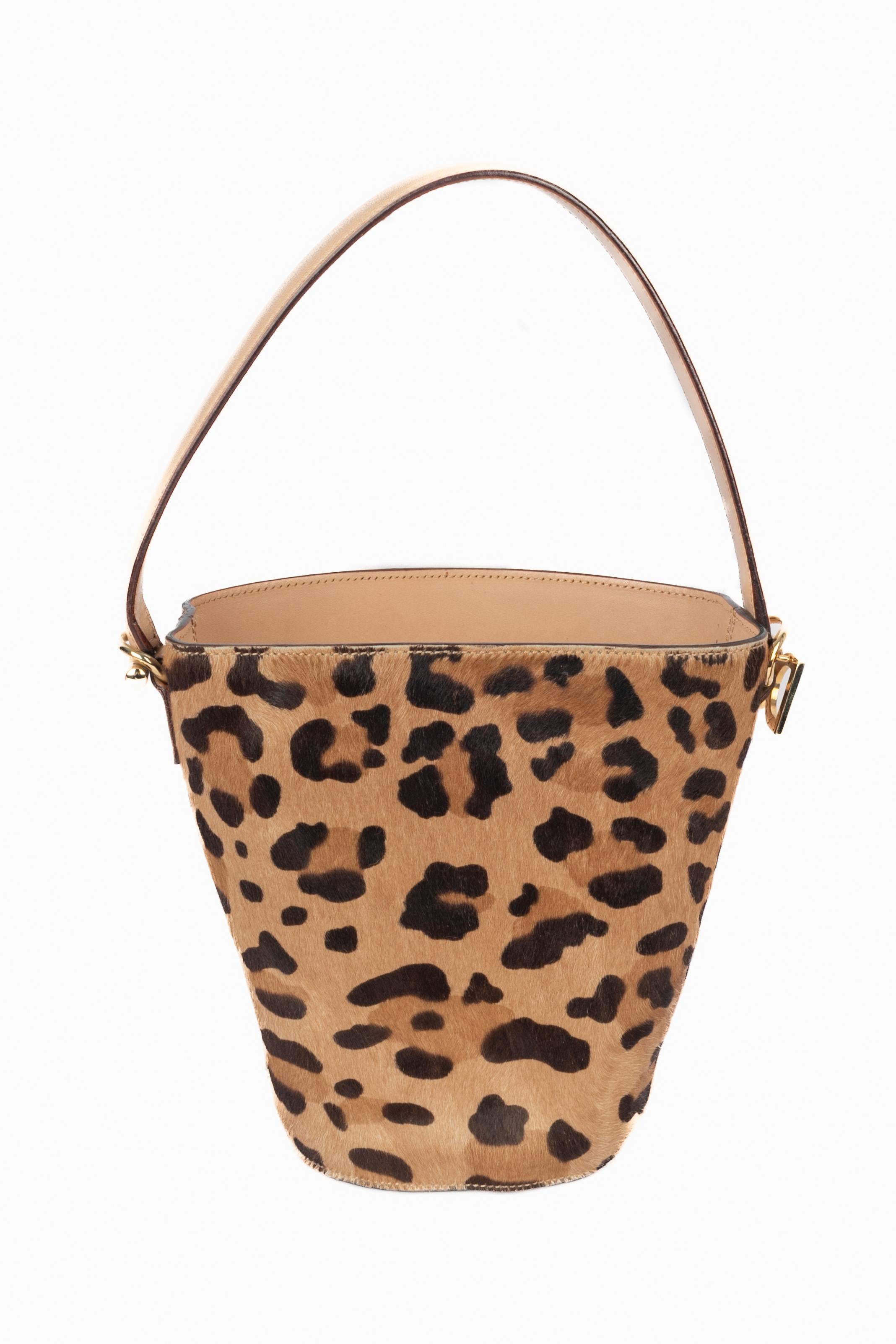 Donna Borsa Dolce & Gabbana a secchiello in vendita