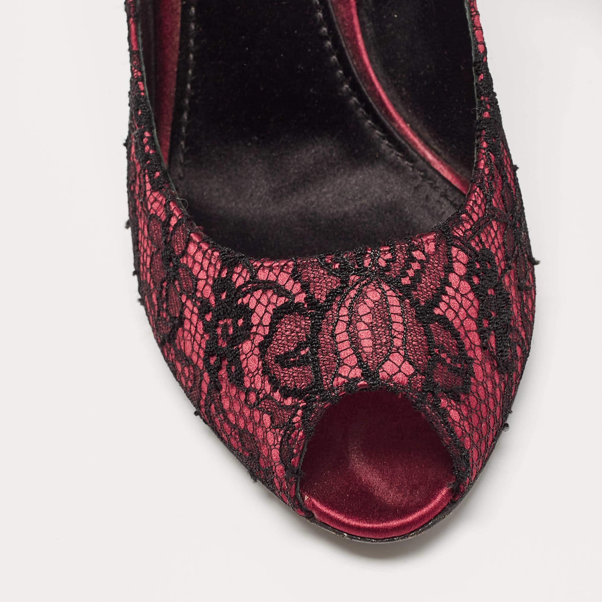 Dolce & Gabbana Burgundy/Black Lace and Mesh Peep Toe Pumps Size 38 For Sale 3