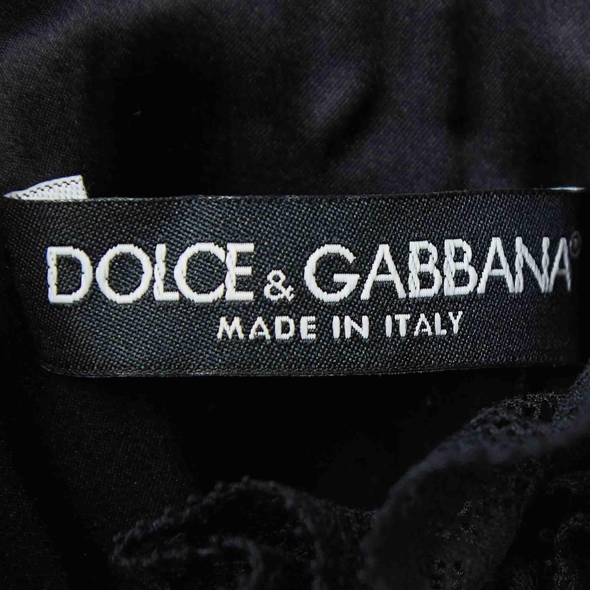 Dolce & Gabbana Burgundy Lace Trim Lurex and Velvet Shift Dress S In Excellent Condition In Dubai, Al Qouz 2