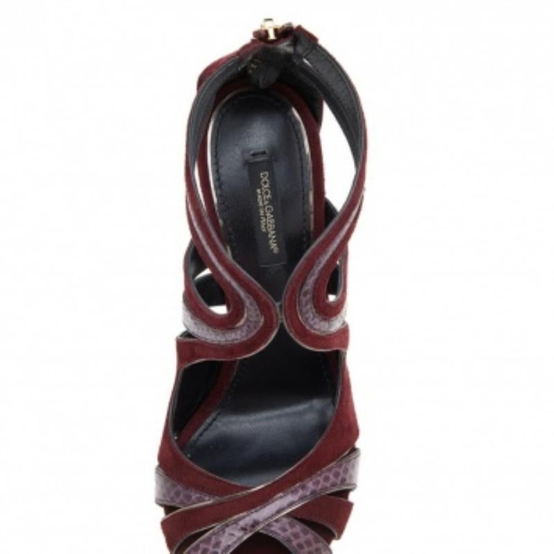Dolce & Gabbana Burgundy Suede And Snakeskin Sandals Size 36.5 In Good Condition For Sale In Dubai, Al Qouz 2