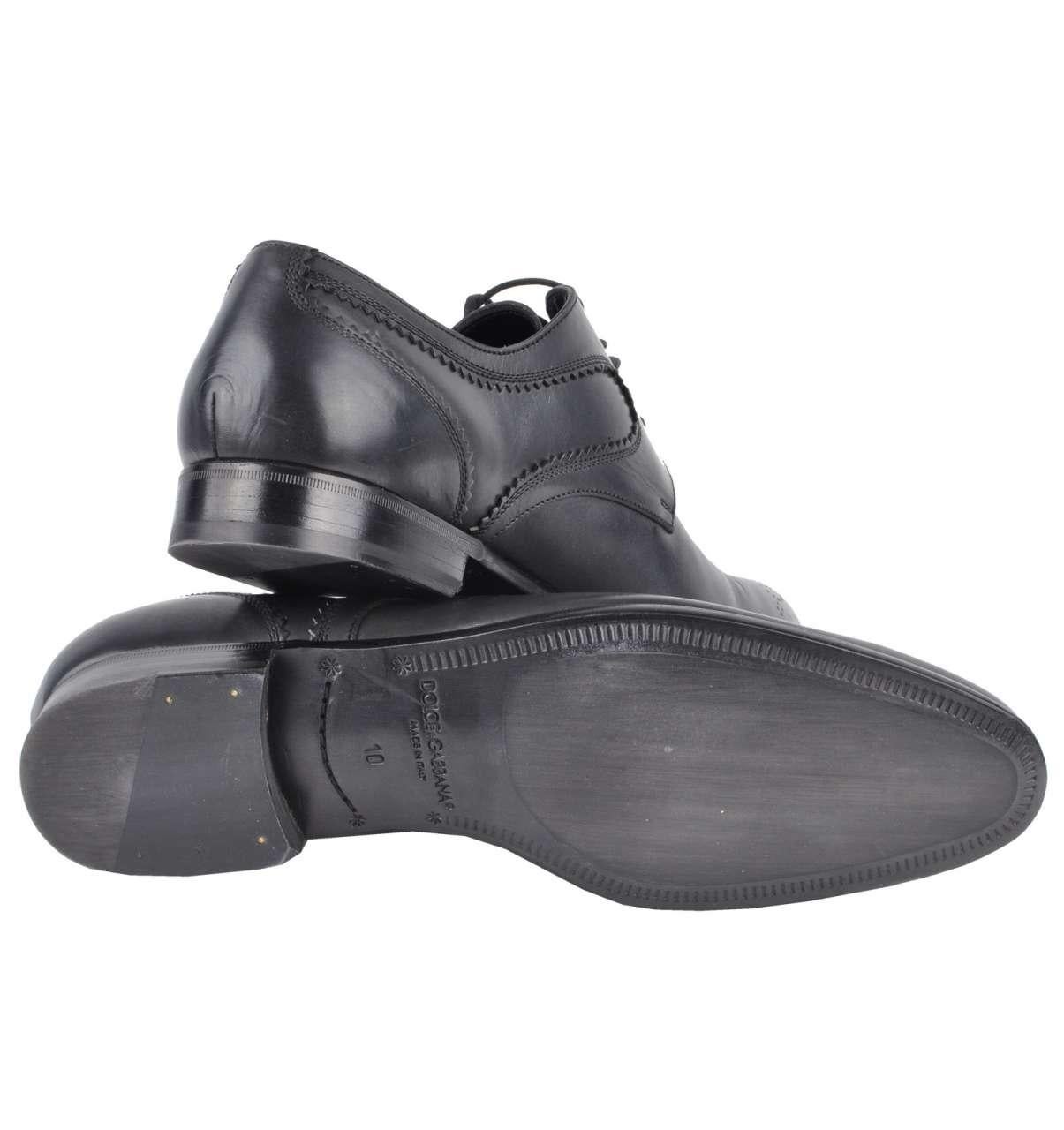 BUSINESS SHOES by DOLCE & GABBANA Black Label MADE IN ITALY NEW with Box or Dustbag Former RRP: EUR 510 MODELL: CA3092/CA3091 MATERIAL: 100% Calf Leather SOLE: Leather with a Rubber Layer COLOR: Black SIZES (sharp sape): EU 43 / UK 9 / US 10: Sole