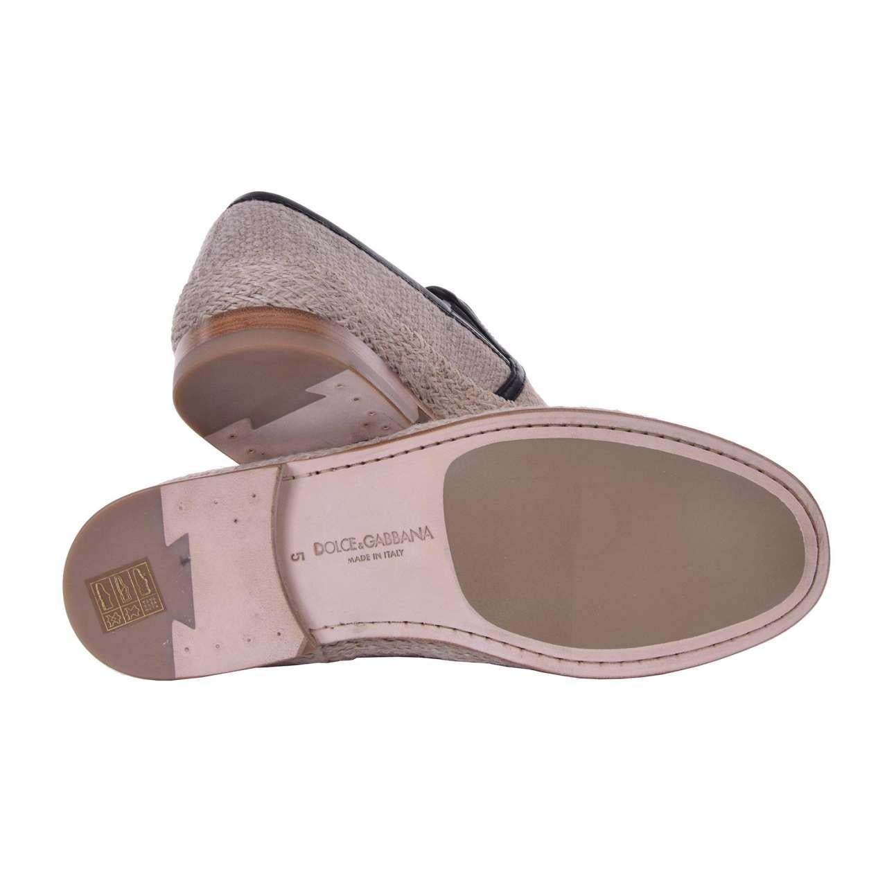 - Linen canvas Espadrilles PIANOSA Pantofola with leather details by DOLCE & GABBANA Black Label - New with Box - MADE IN ITALY - Former RRP: EUR 475 - Model: A50014-AR650-89651 - Material: 71% Linen, 29% Calf leather - Sole: Rubber / Leather -
