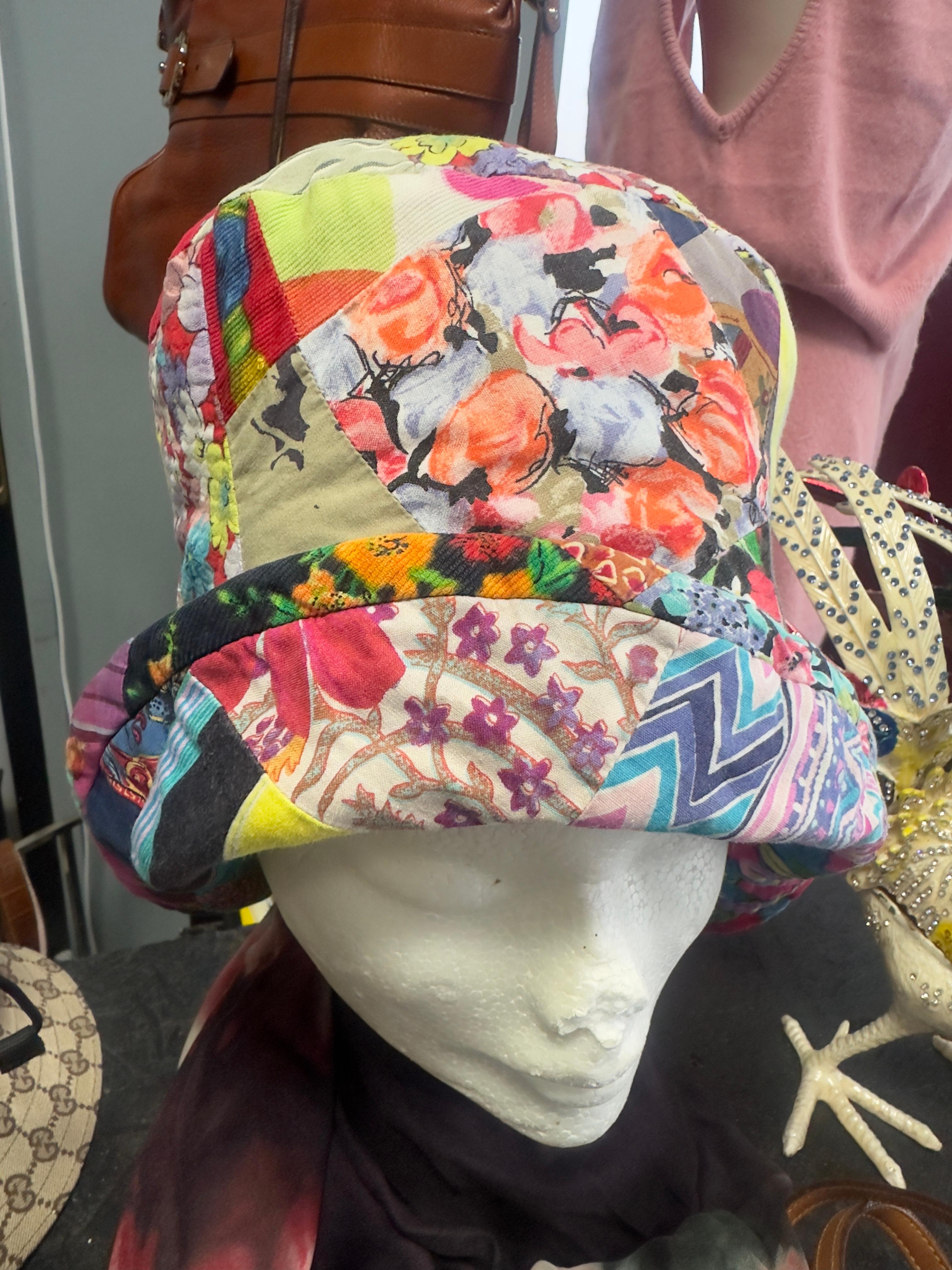 Dolce & Gabbana — Cappello Patchwork Floreale in Cotone in vendita 1