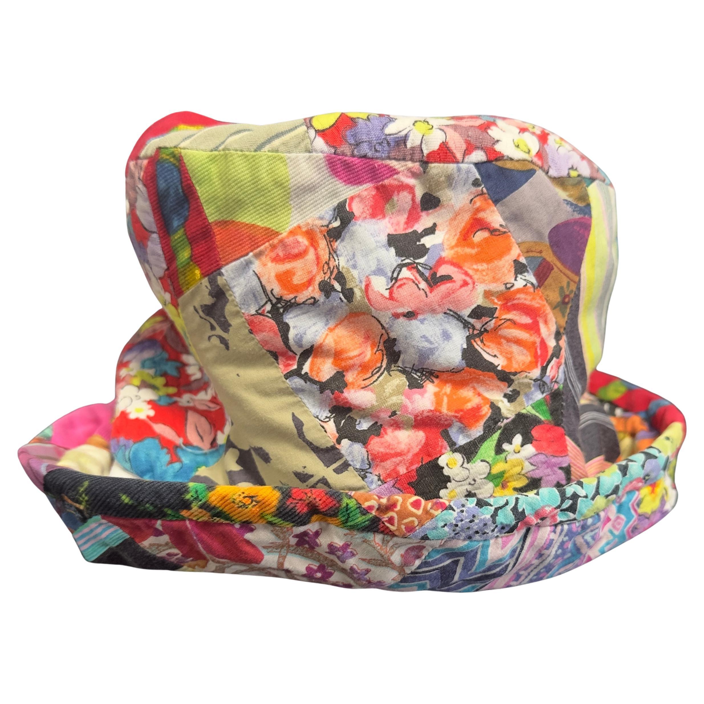 Dolce & Gabbana — Cappello Patchwork Floreale in Cotone in vendita