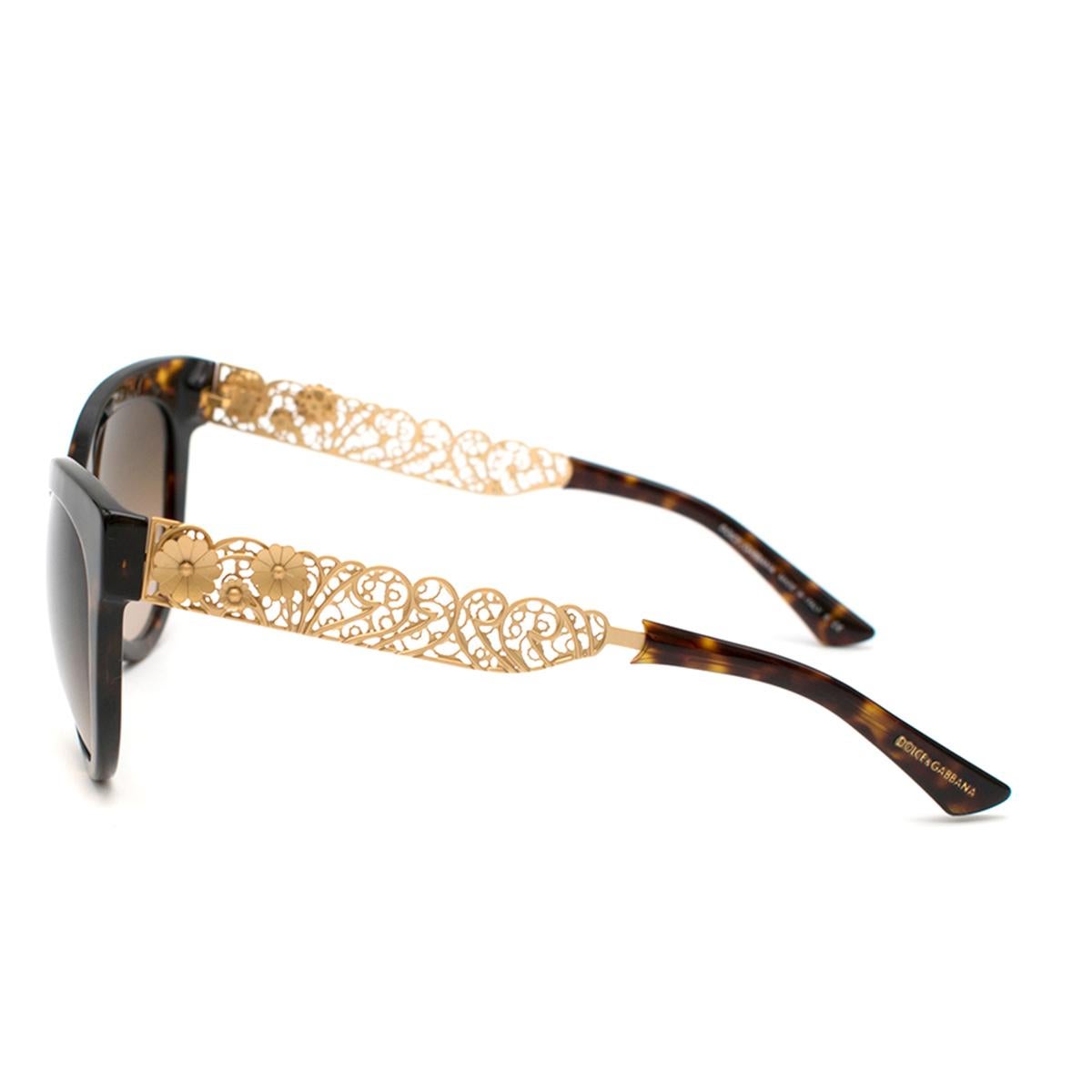Dolce & Gabbana Cat-Eye Sunglasses With Golden Filigree Arms In Excellent Condition In London, GB