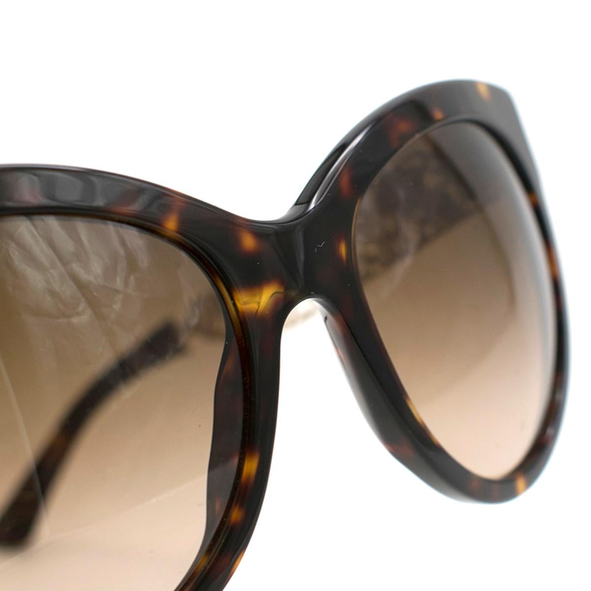 Dolce & Gabbana Cat-Eye Sunglasses With Golden Filigree Arms 1