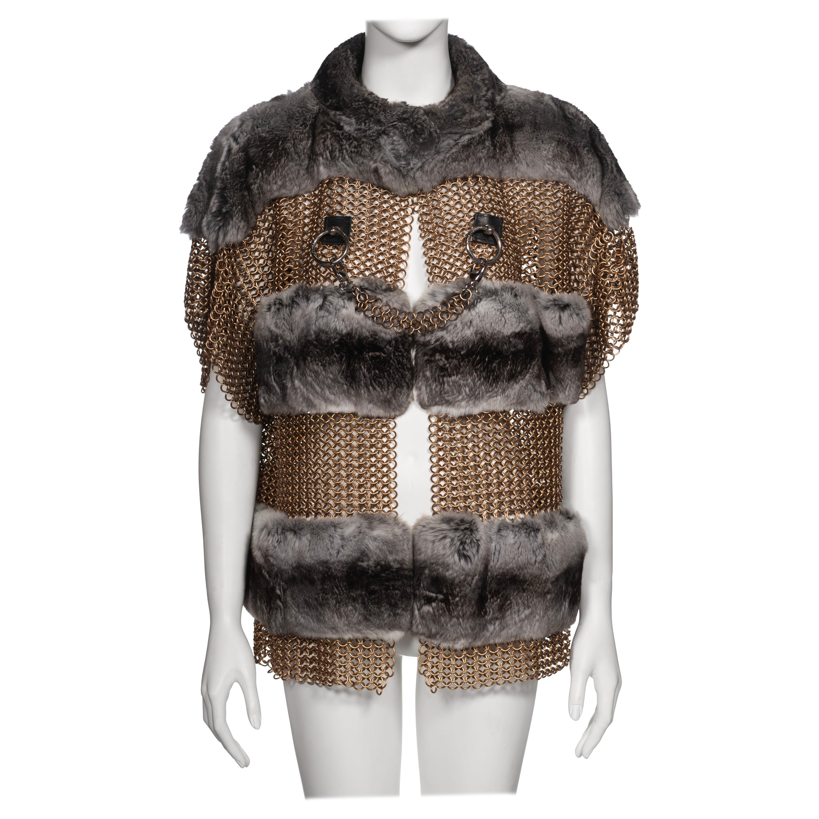 Dolce & Gabbana, veste en cotte de mailles et fourrure de chinchilla, printemps-été 2003 en vente