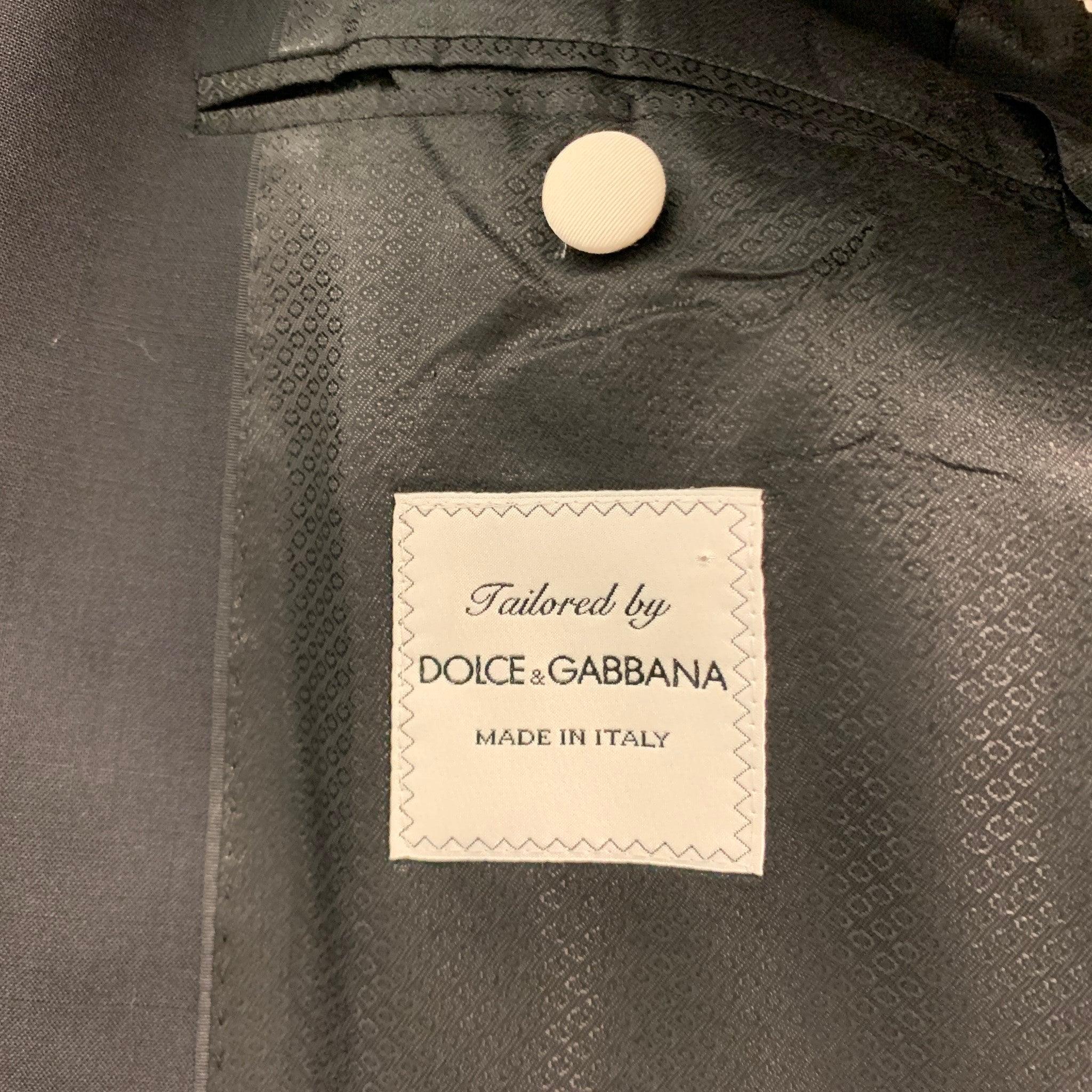 DOLCE & GABBANA Chest Size 38 Black White Solid Wool Blend Peak Lapel Suit For Sale 4